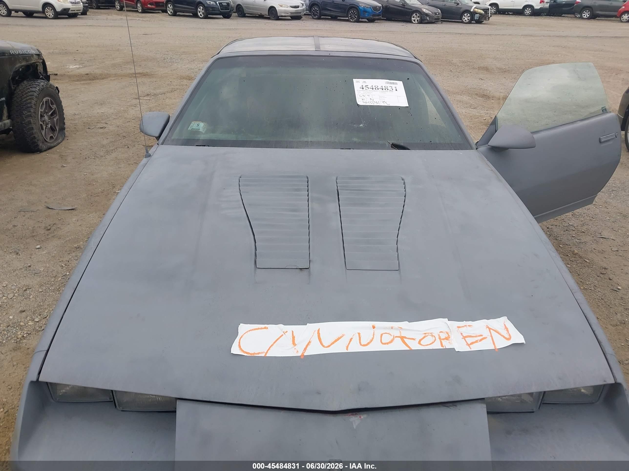 1986 Chevrolet Camaro   Gray vin: 1G1FP87F7GL123455