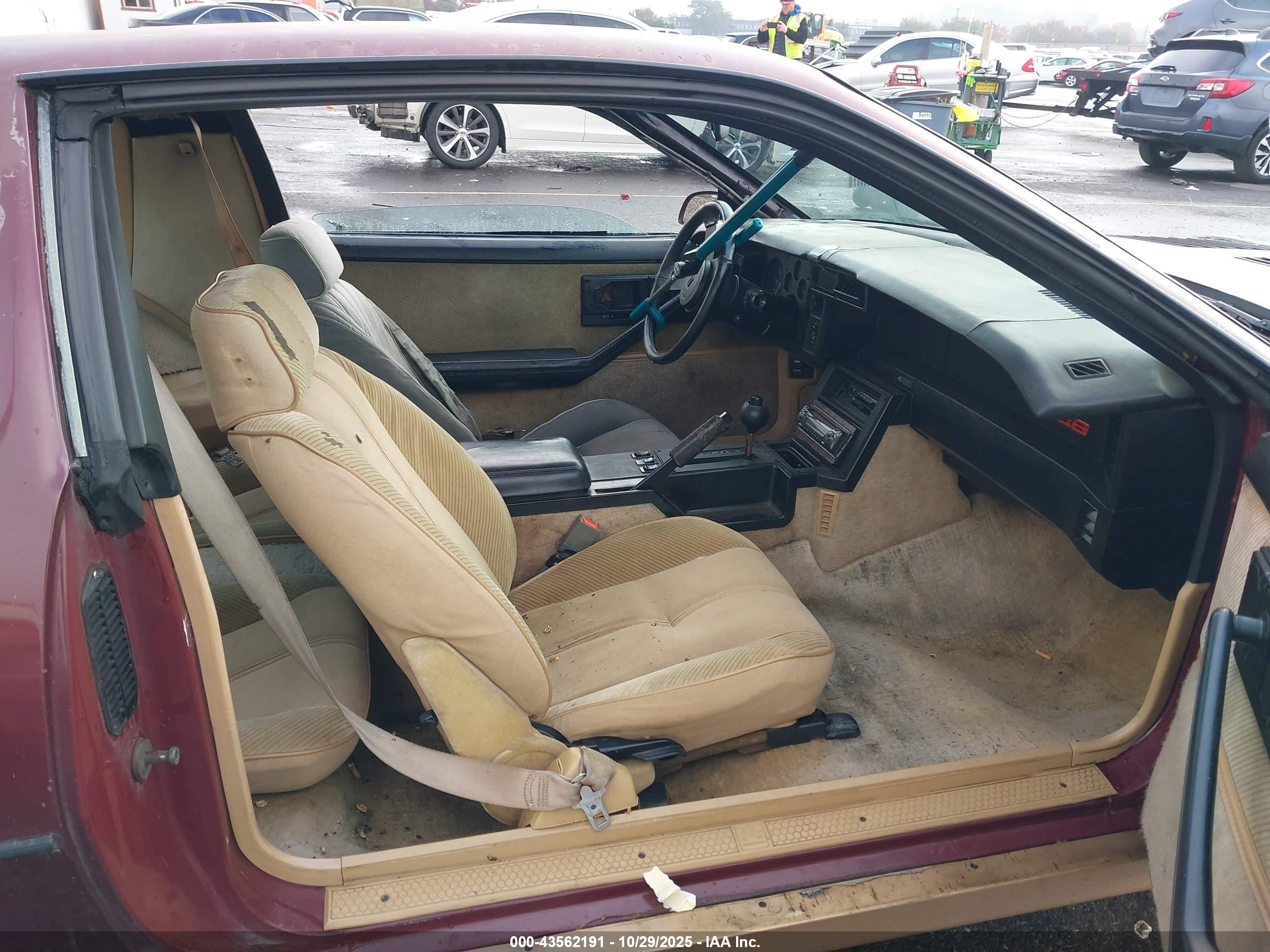1985 Chevrolet Camaro   Brown vin: 1G1FP87H7FL432696