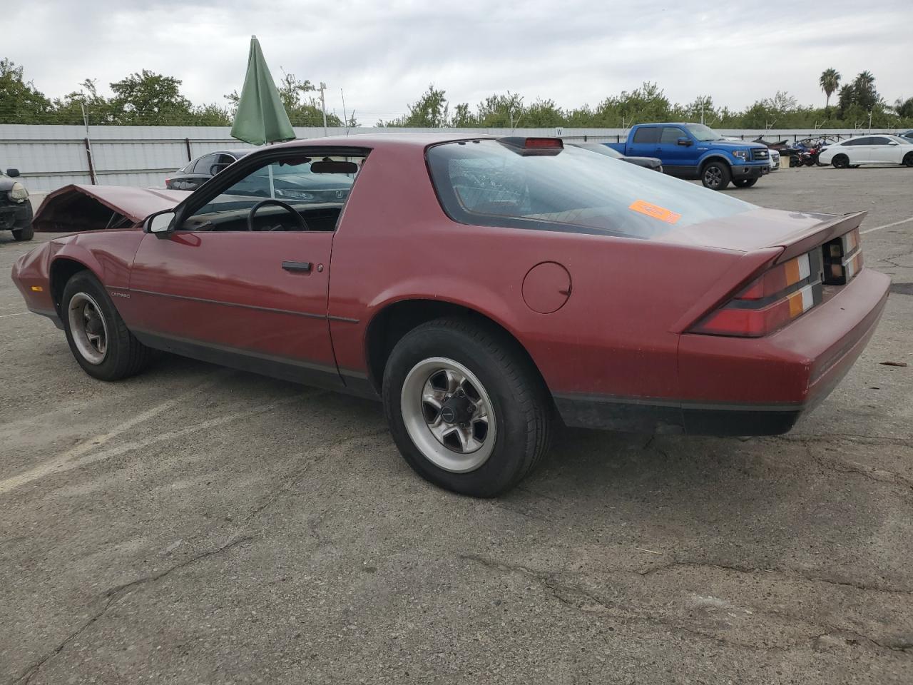 1986 Chevrolet Camaro Maroon vin: 1G1FP87S5GL202801