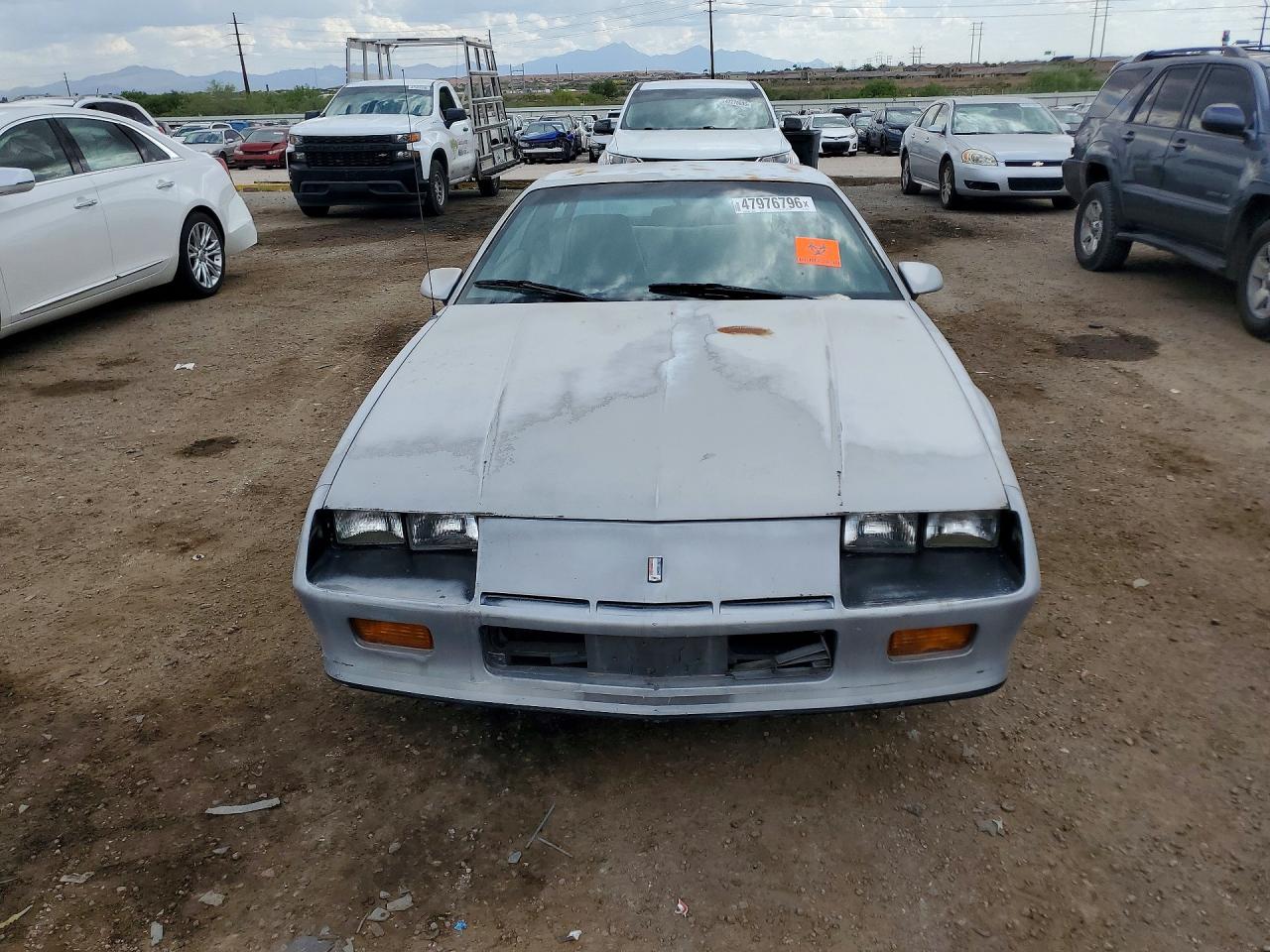1986 Chev Camaro Gray vin: 1G1FP87S7GL115658