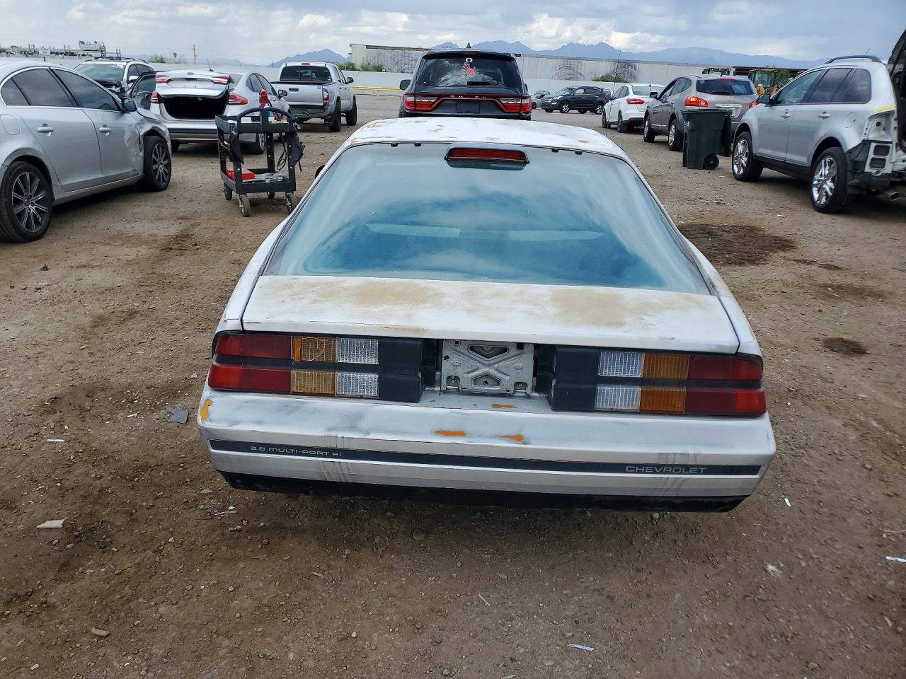 1986 Chev Camaro Gray vin: 1G1FP87S7GL115658