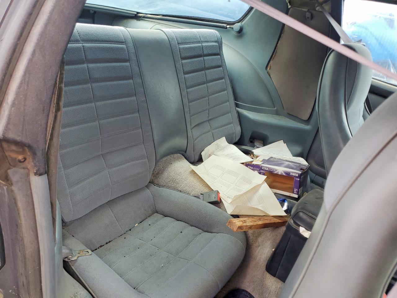 1986 Chev Camaro Gray vin: 1G1FP87S7GL115658