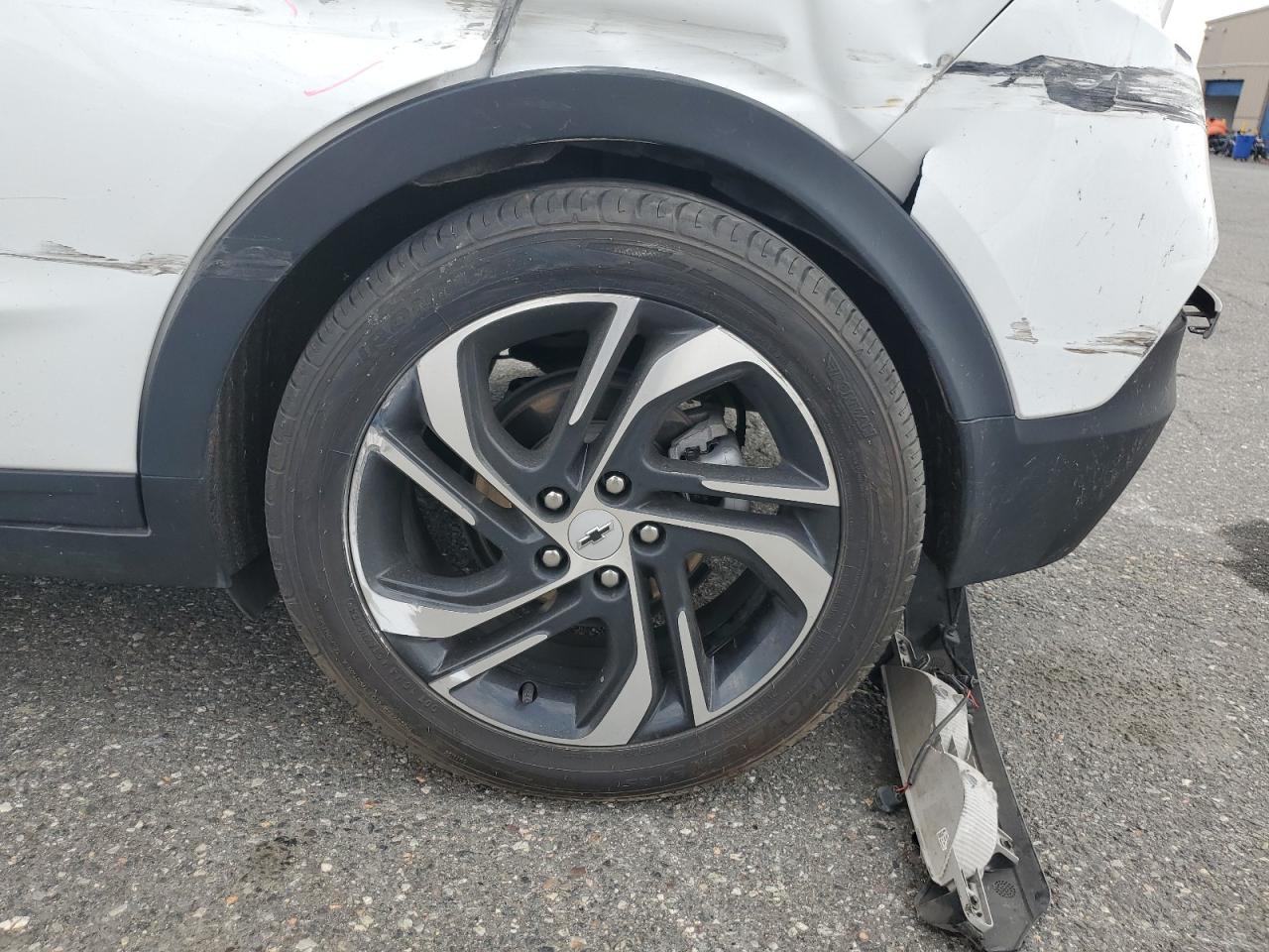 2023 Chevrolet Bolt Ev 2lt White vin: 1G1FX6S02P4189719 Damage: Left Rear Wheel, Curb Rash, > 12 Inches