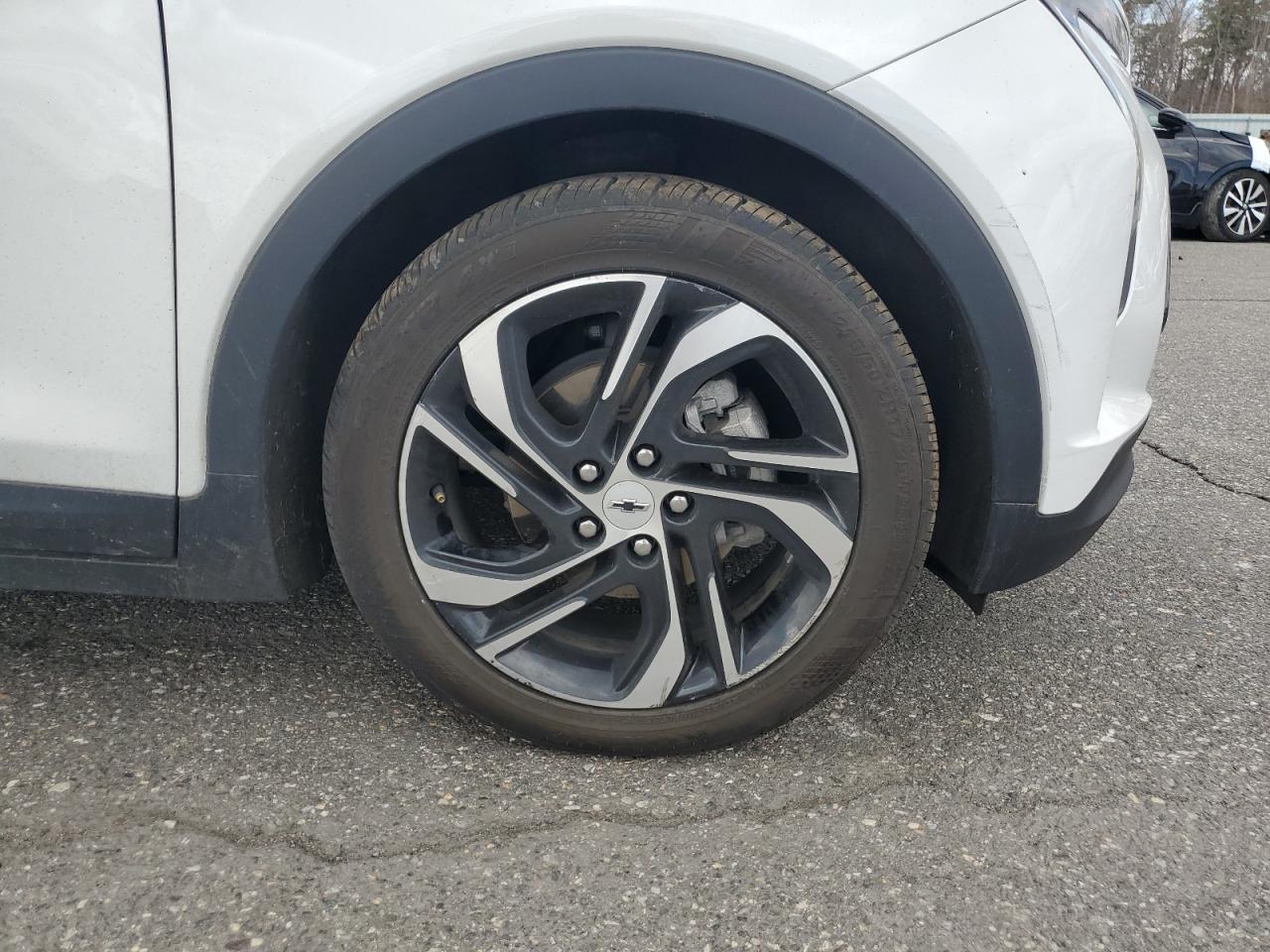 2023 Chevrolet Bolt Ev 2lt White vin: 1G1FX6S02P4189719 Damage: Right Front Wheel, Curb Rash, > 12 Inches