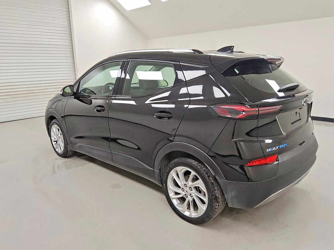 2023 Chevrolet Bolt Euv Lt Black vin: 1G1FY6S02P4149153