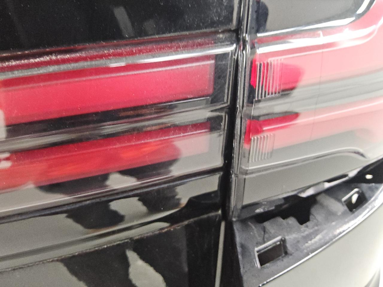 2023 Chevrolet Bolt Euv Lt Black vin: 1G1FY6S02P4149153 Damage: Right Tail Light, Cracked, Replacement Required