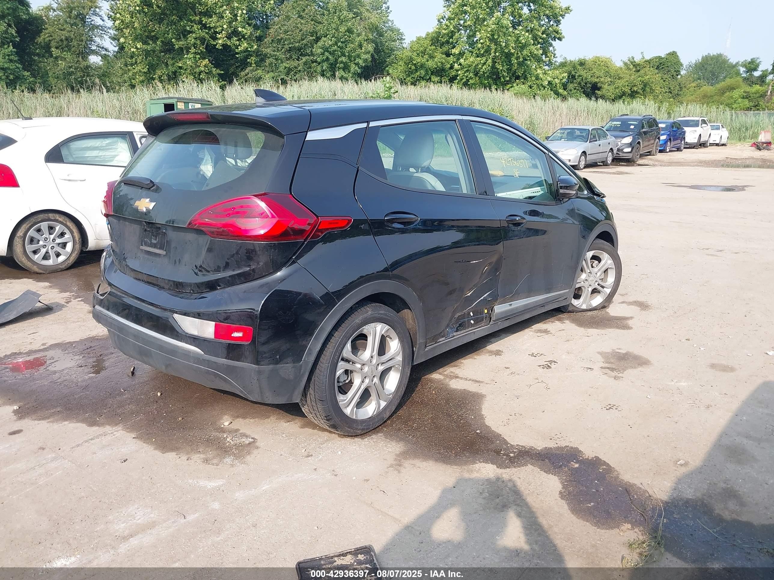 2021 Chevrolet Bolt Ev Fwd Lt Черный vin: 1G1FY6S06M4113218