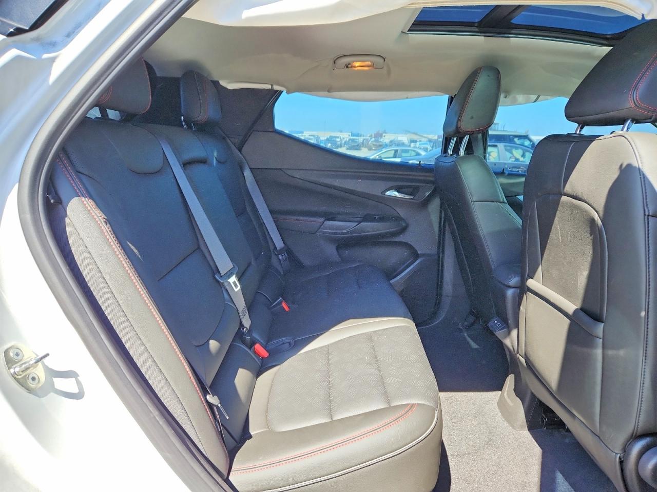 2023 Chevrolet Bolt Euv Premier Белый vin: 1G1FZ6S00P4120926