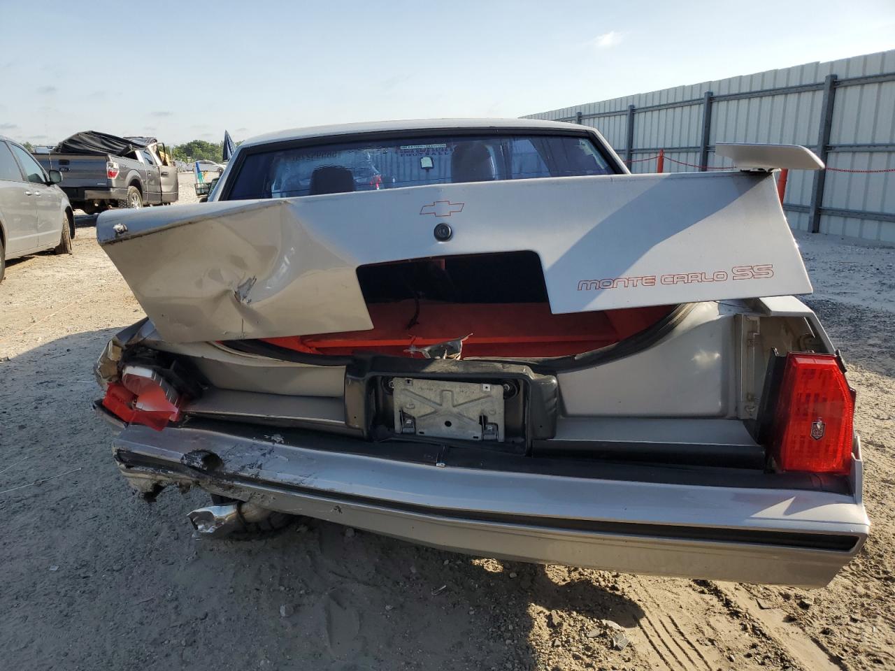1986 Chevrolet Monte Carlo Silver vin: 1G1GZ37G3GR169310