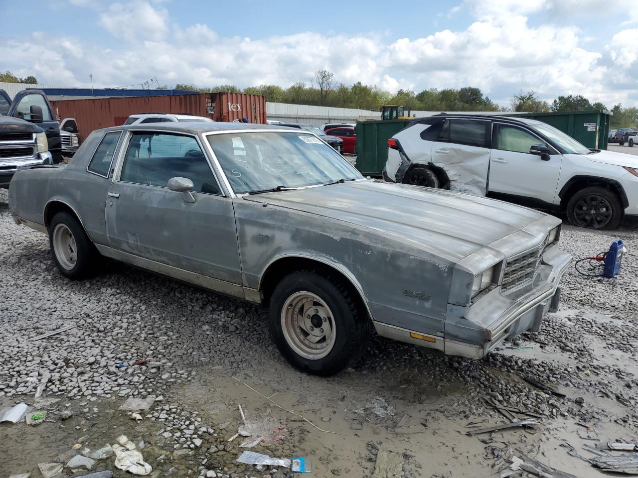 1985 Chevrolet Monte Carlo Серебряный vin: 1G1GZ37H8FR194081