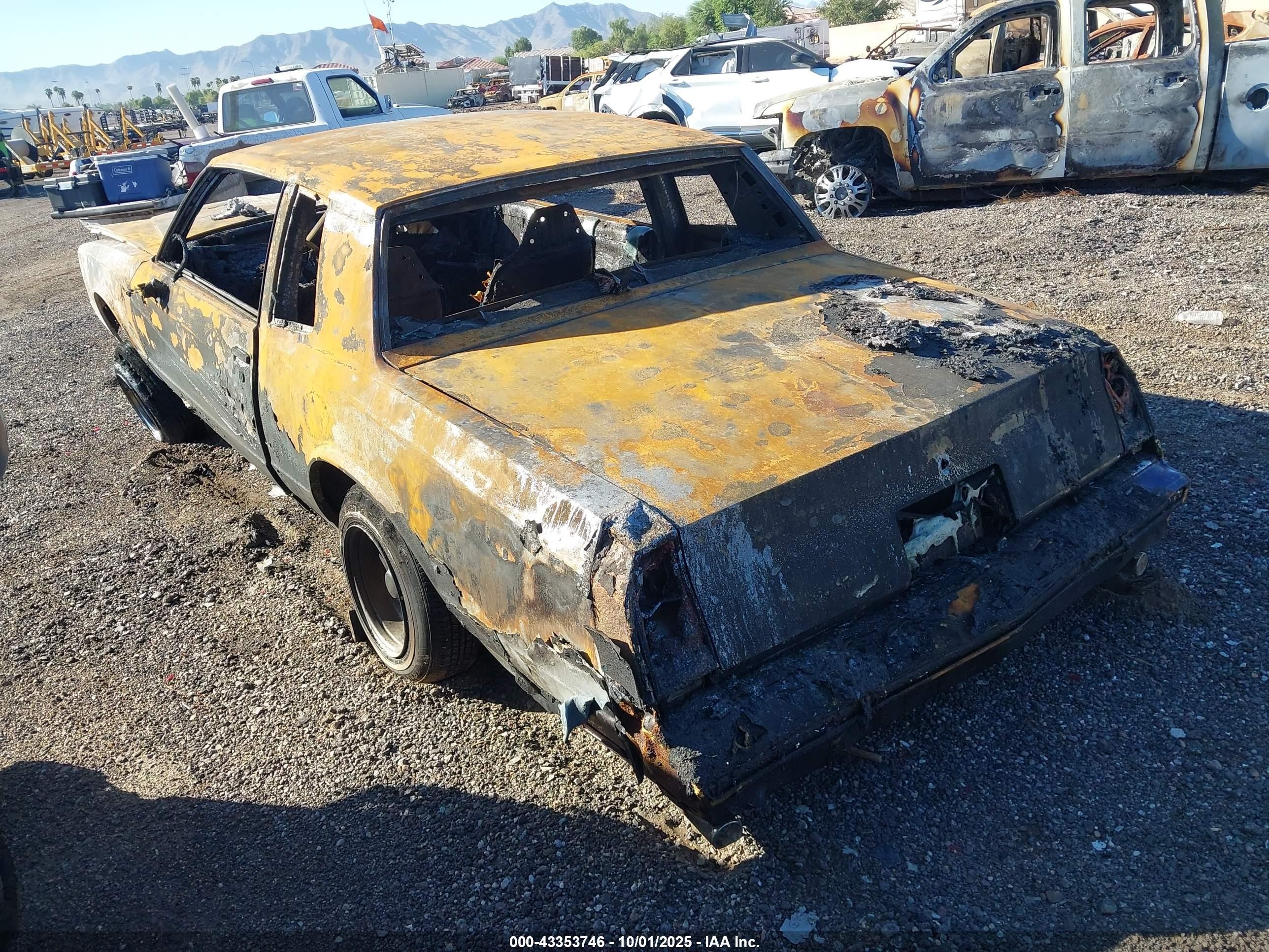 1985 Chevrolet Monte Carlo   Серый vin: 1G1GZ37Z1FR129601