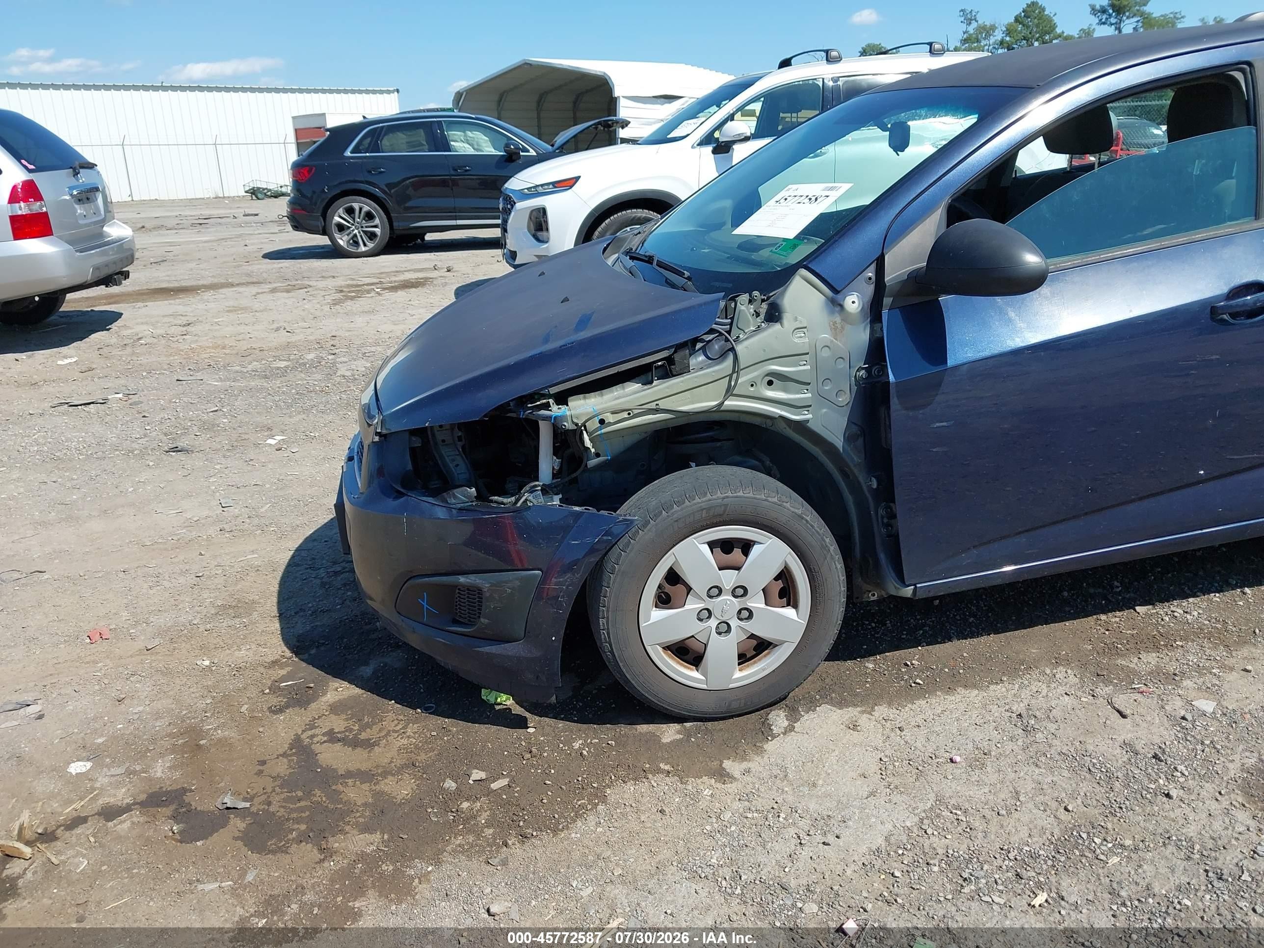 2015 Chevrolet Sonic Ls Auto Синий vin: 1G1JA5SG6F4176702