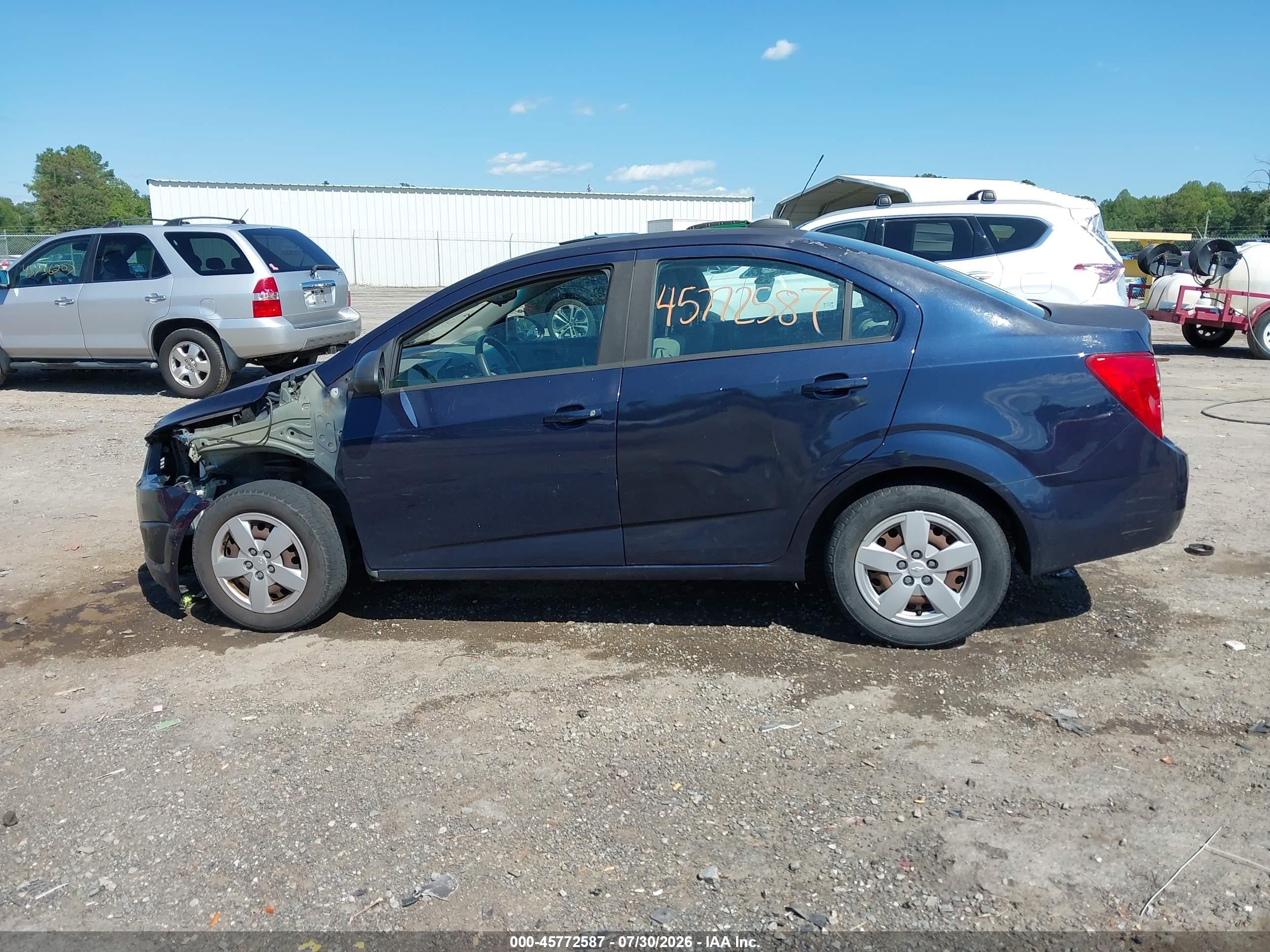 2015 Chevrolet Sonic Ls Auto Синий vin: 1G1JA5SG6F4176702
