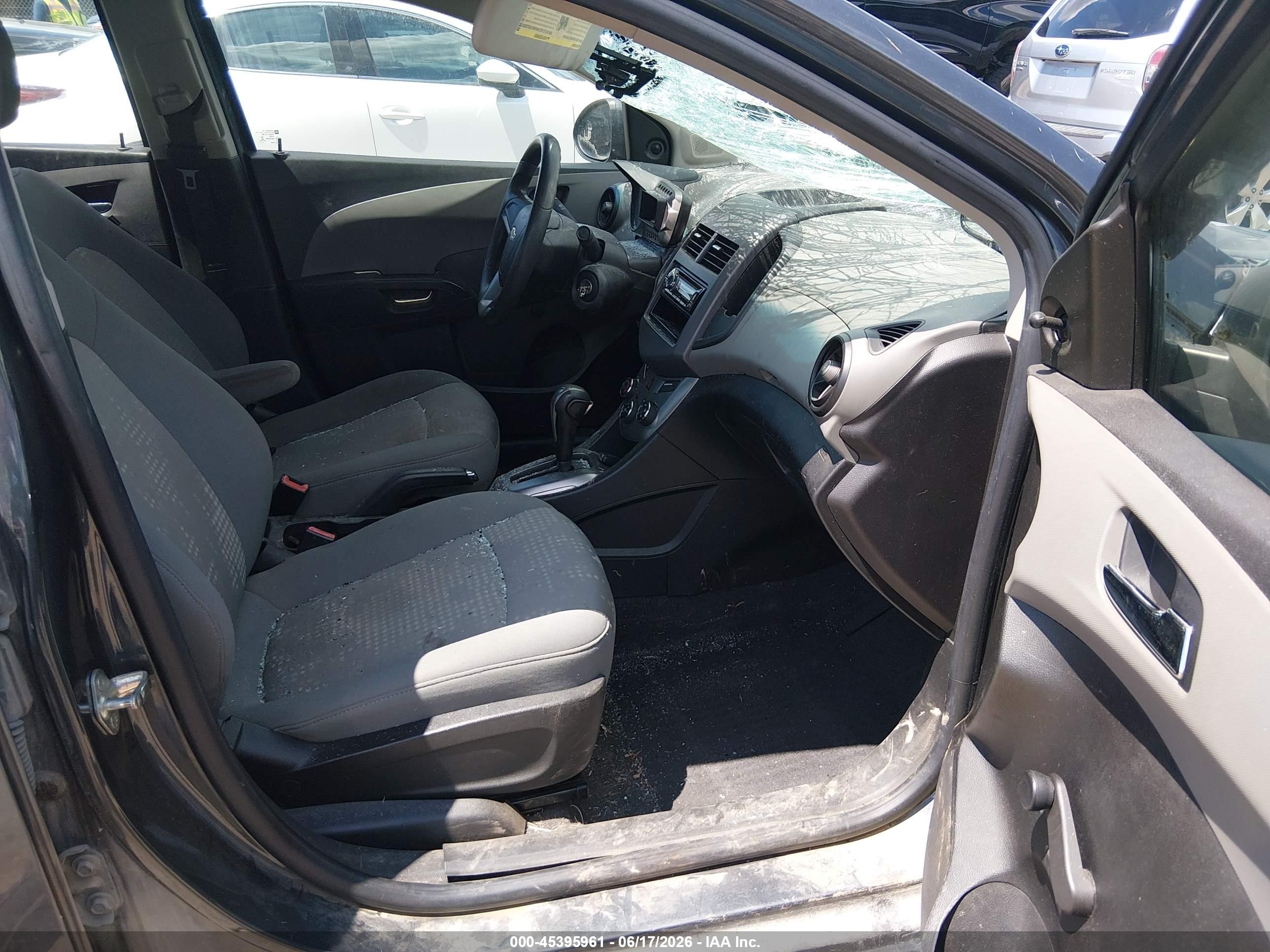 2013 Chevrolet Sonic Ls Auto Gray vin: 1G1JA5SH0D4135407