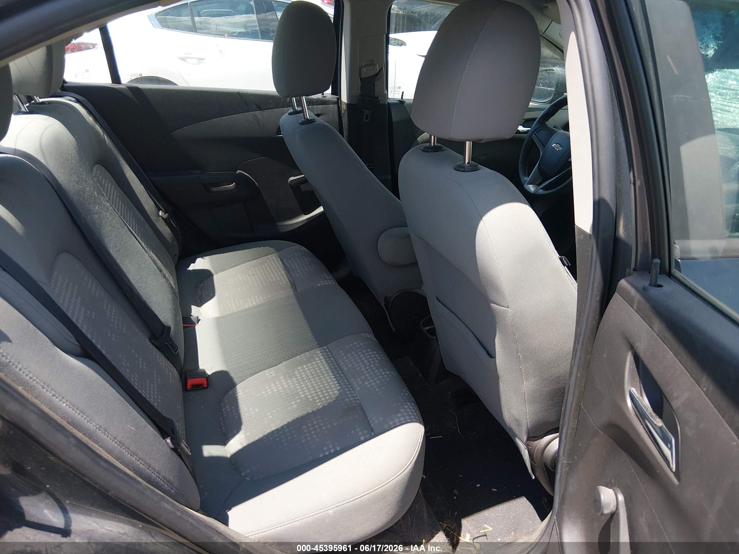 2013 Chevrolet Sonic Ls Auto Gray vin: 1G1JA5SH0D4135407