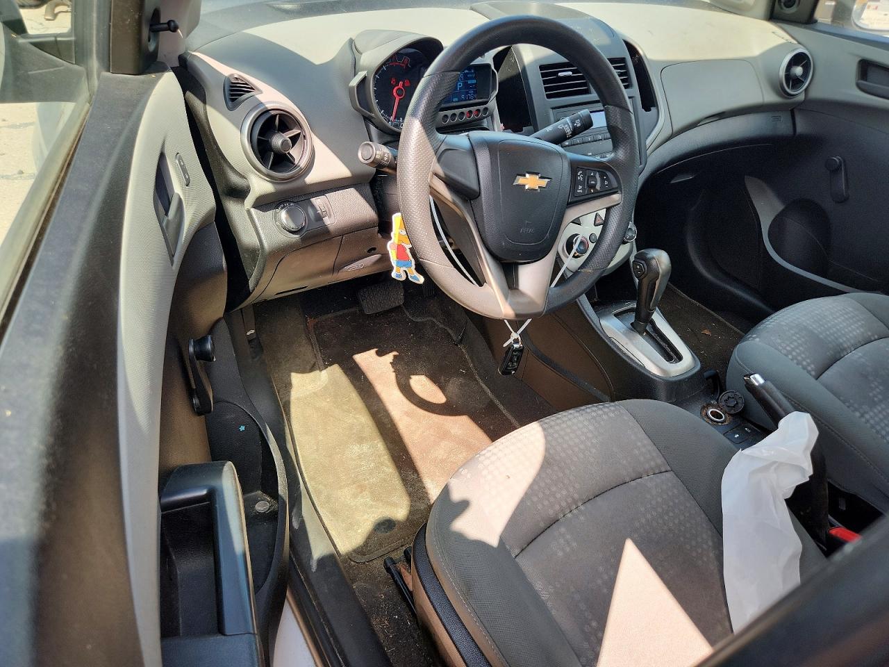 2015 Chevrolet Sonic Ls Silver vin: 1G1JA5SH1F4109238