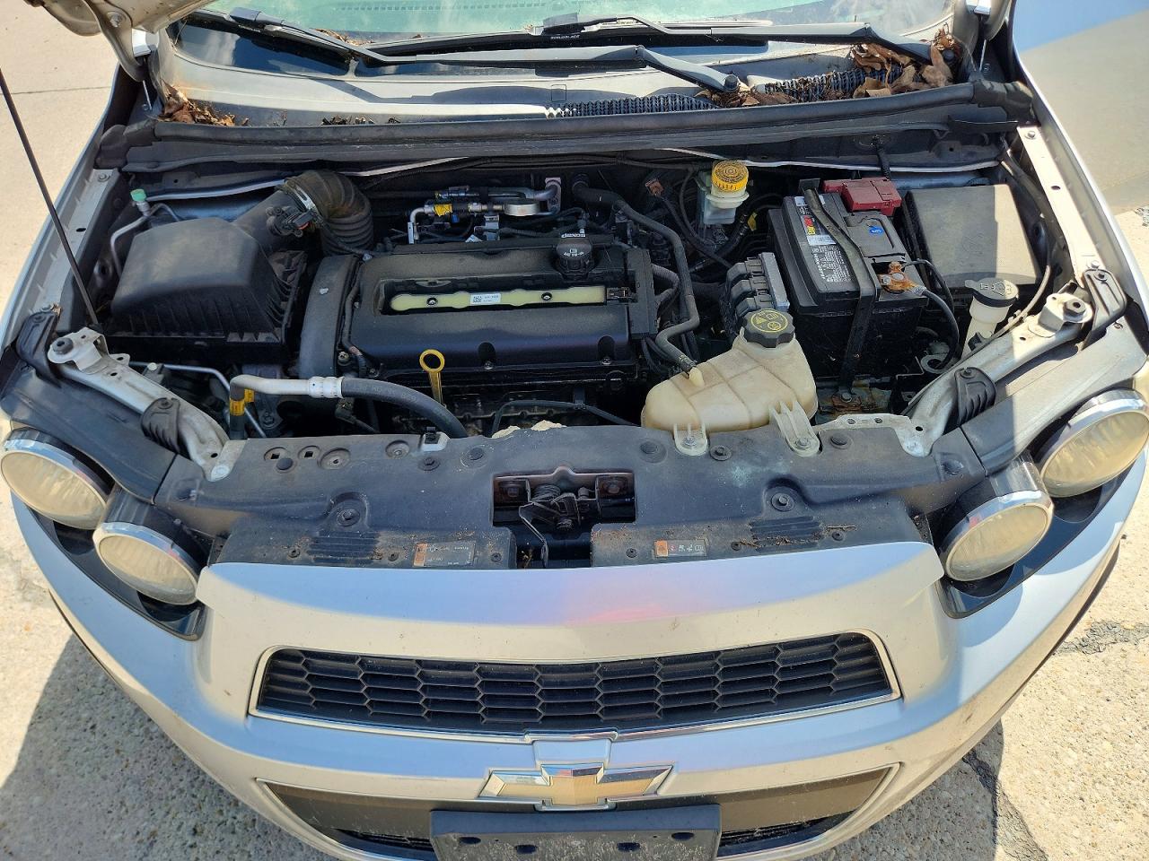 2015 Chevrolet Sonic Ls Silver vin: 1G1JA5SH1F4109238