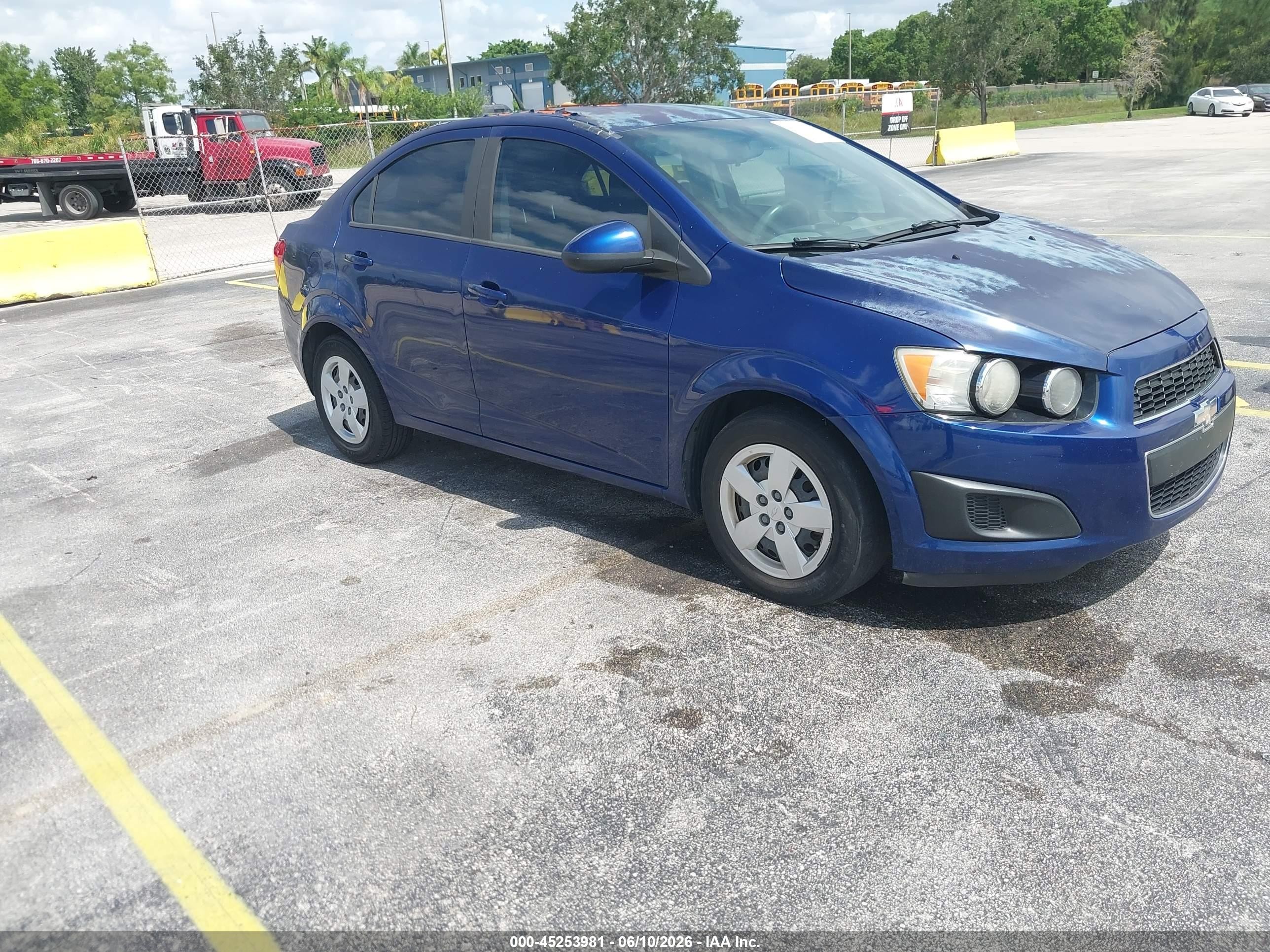 2014 Chevrolet Sonic Ls Auto Blue vin: 1G1JA5SH3E4124791
