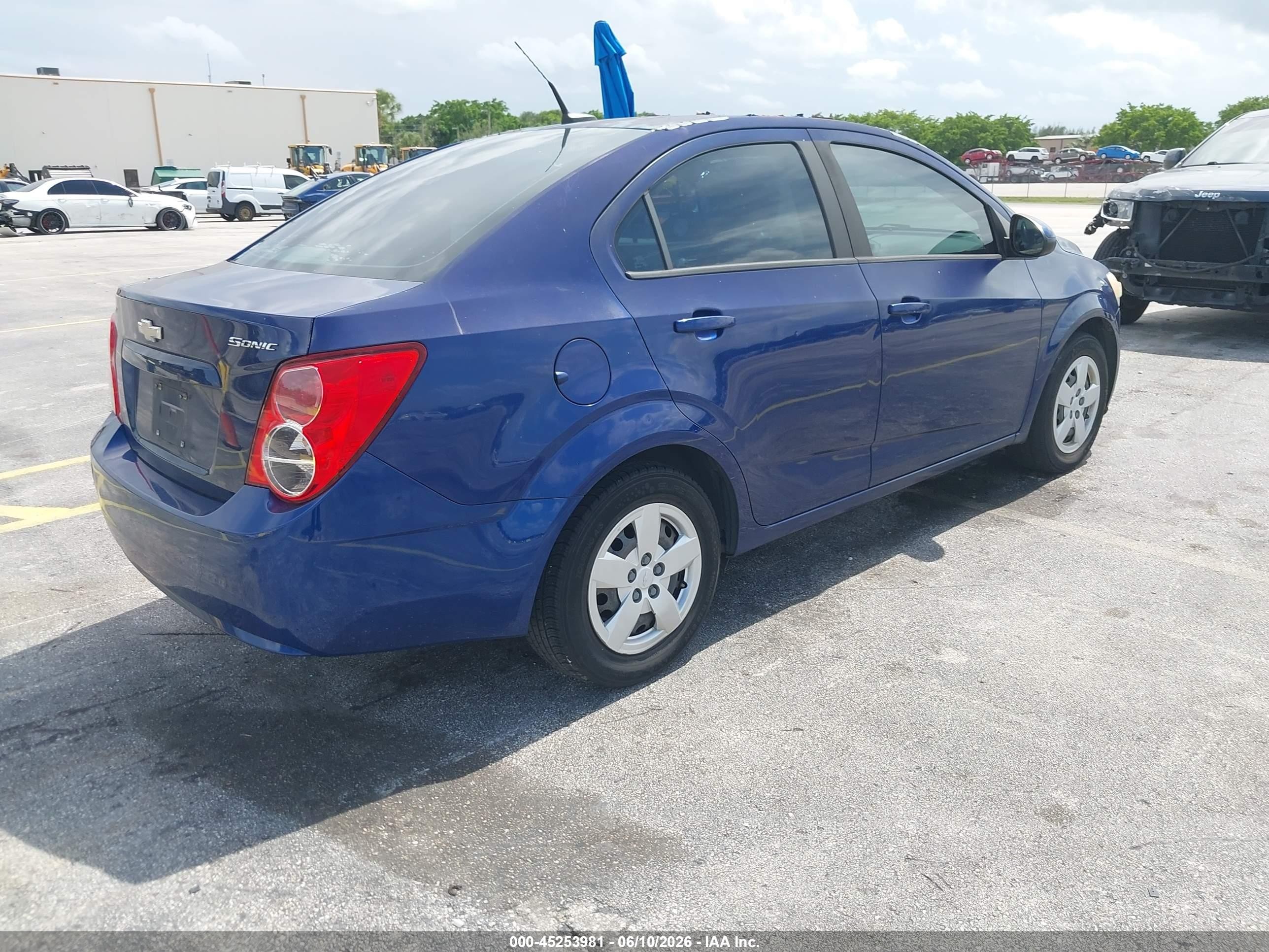 2014 Chevrolet Sonic Ls Auto Blue vin: 1G1JA5SH3E4124791