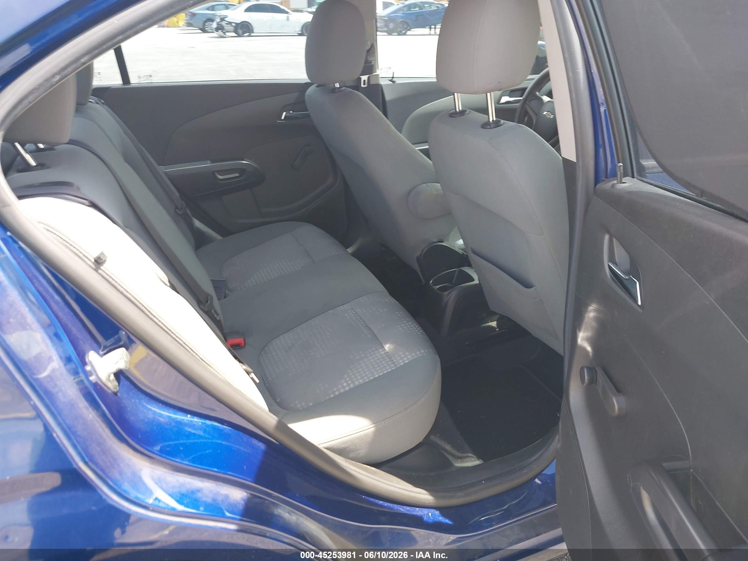 2014 Chevrolet Sonic Ls Auto Blue vin: 1G1JA5SH3E4124791