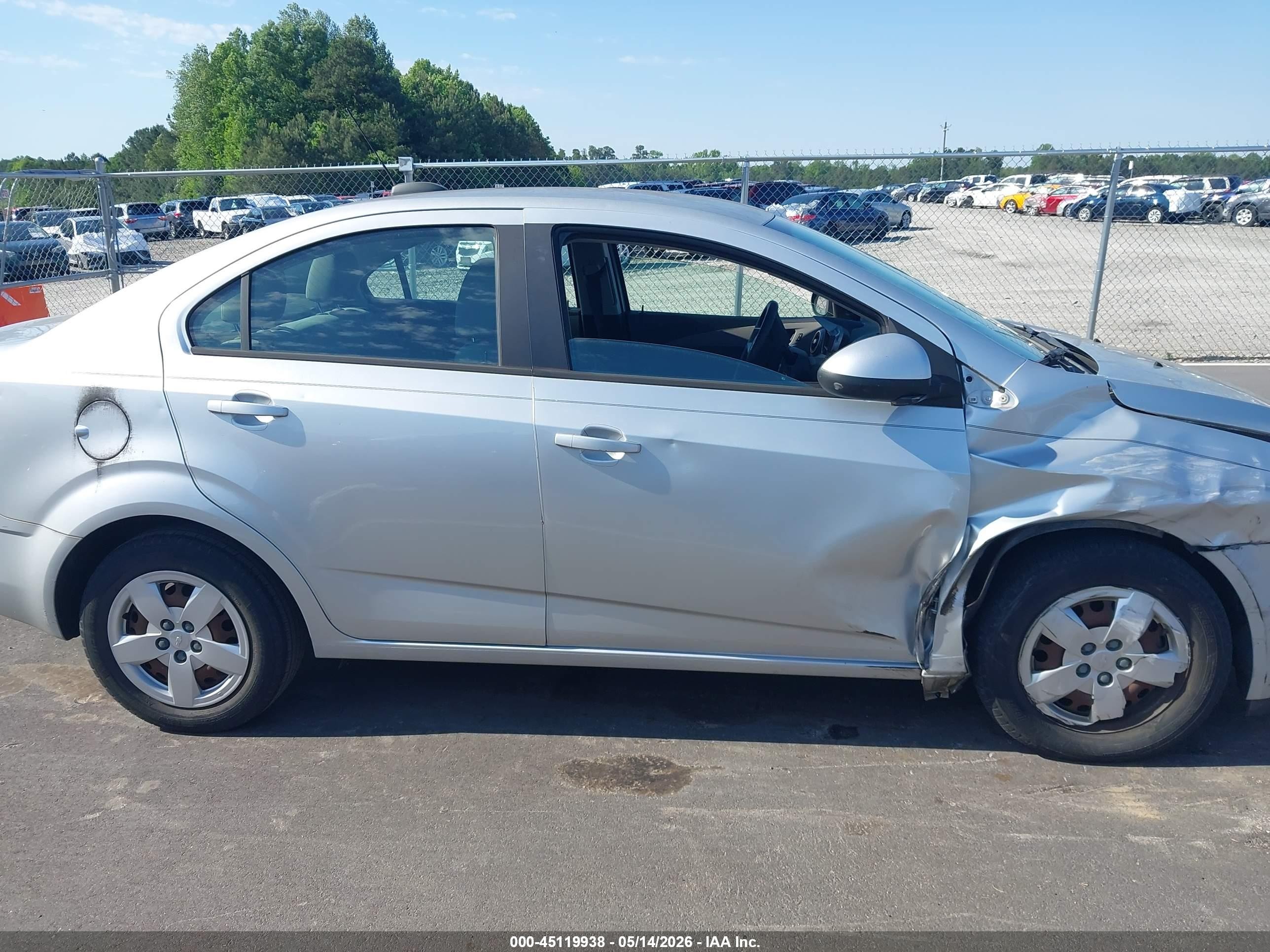 2015 Chevrolet Sonic Ls Auto Gray vin: 1G1JA5SH3F4216890