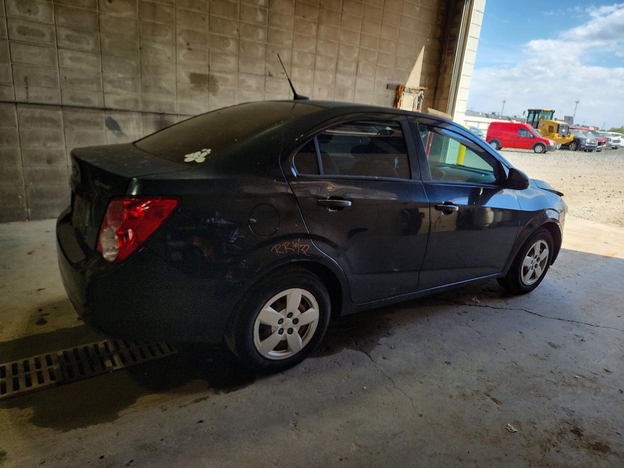 2014 Chevrolet Sonic Ls Черный vin: 1G1JA5SH4E4239111