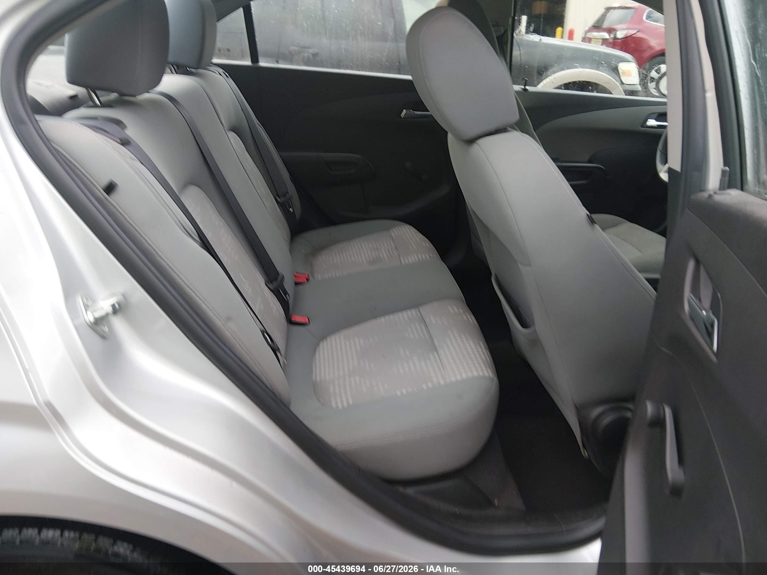 2012 Chevrolet Sonic 2ls Silver vin: 1G1JA5SH5C4114681