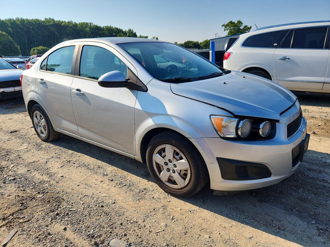 2013 Chevrolet Sonic Ls Серебряный vin: 1G1JA5SH5D4154230