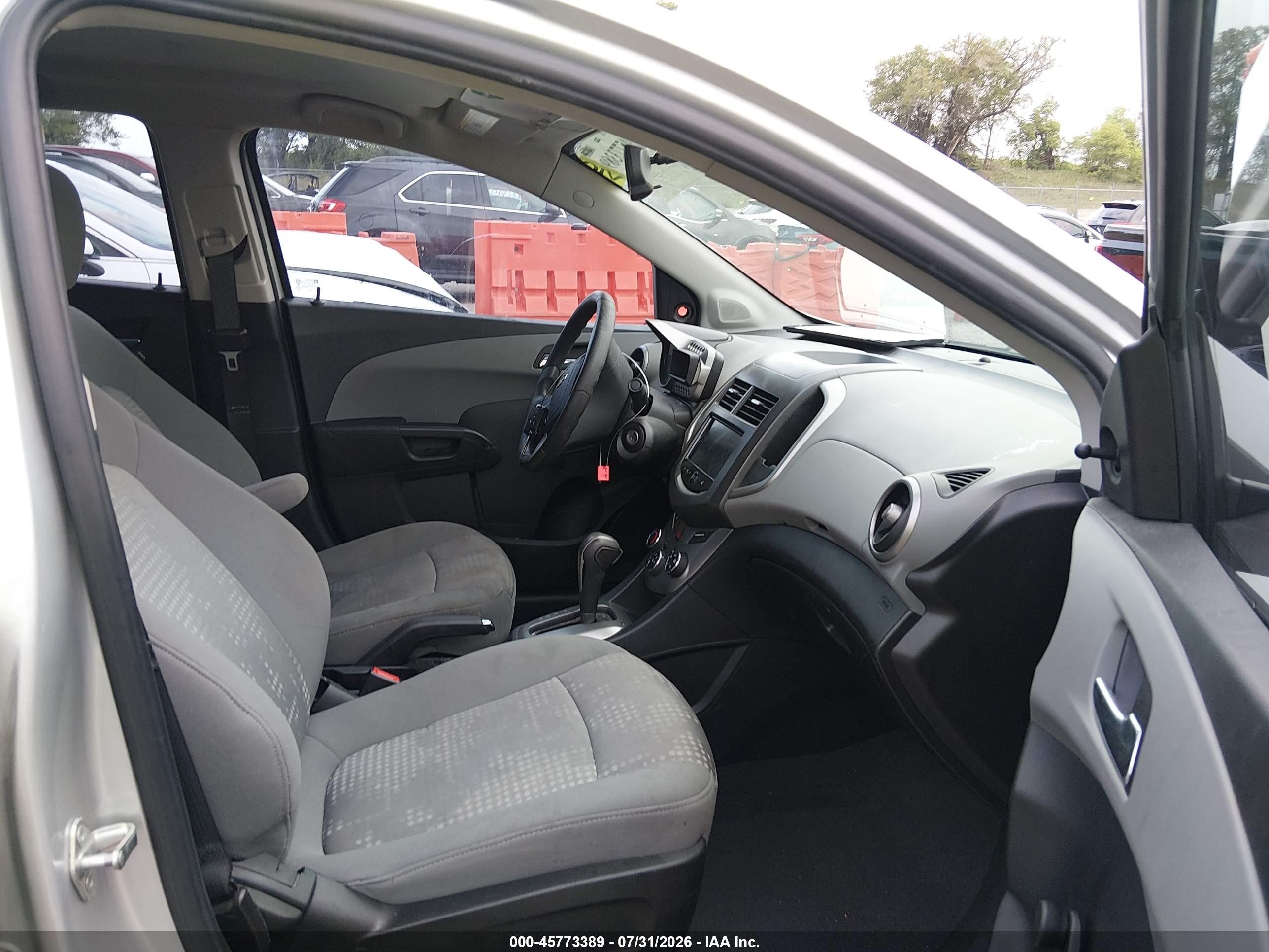 2014 Chevrolet Sonic Ls Auto Silver vin: 1G1JA5SH5E4168369