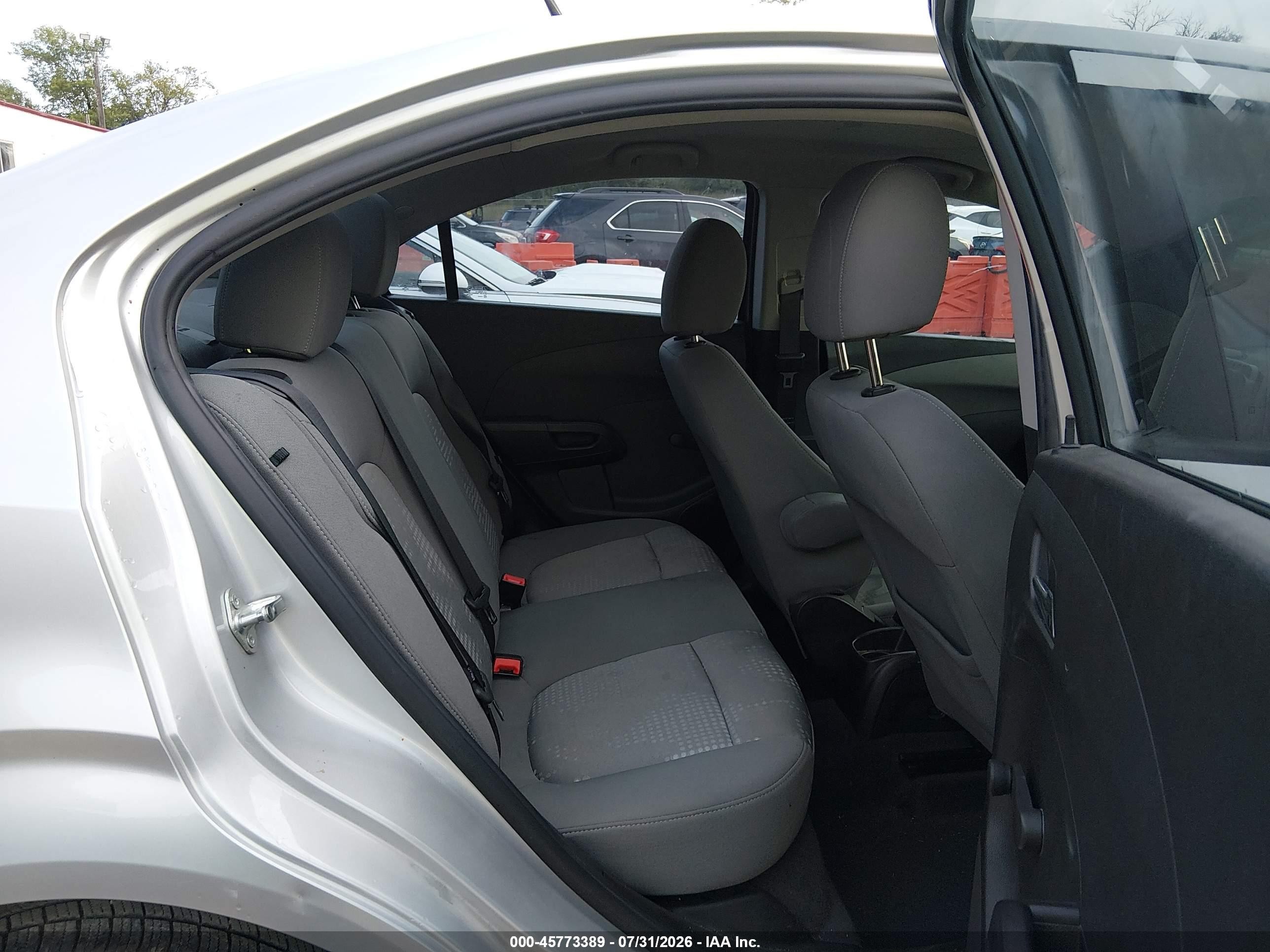 2014 Chevrolet Sonic Ls Auto Silver vin: 1G1JA5SH5E4168369