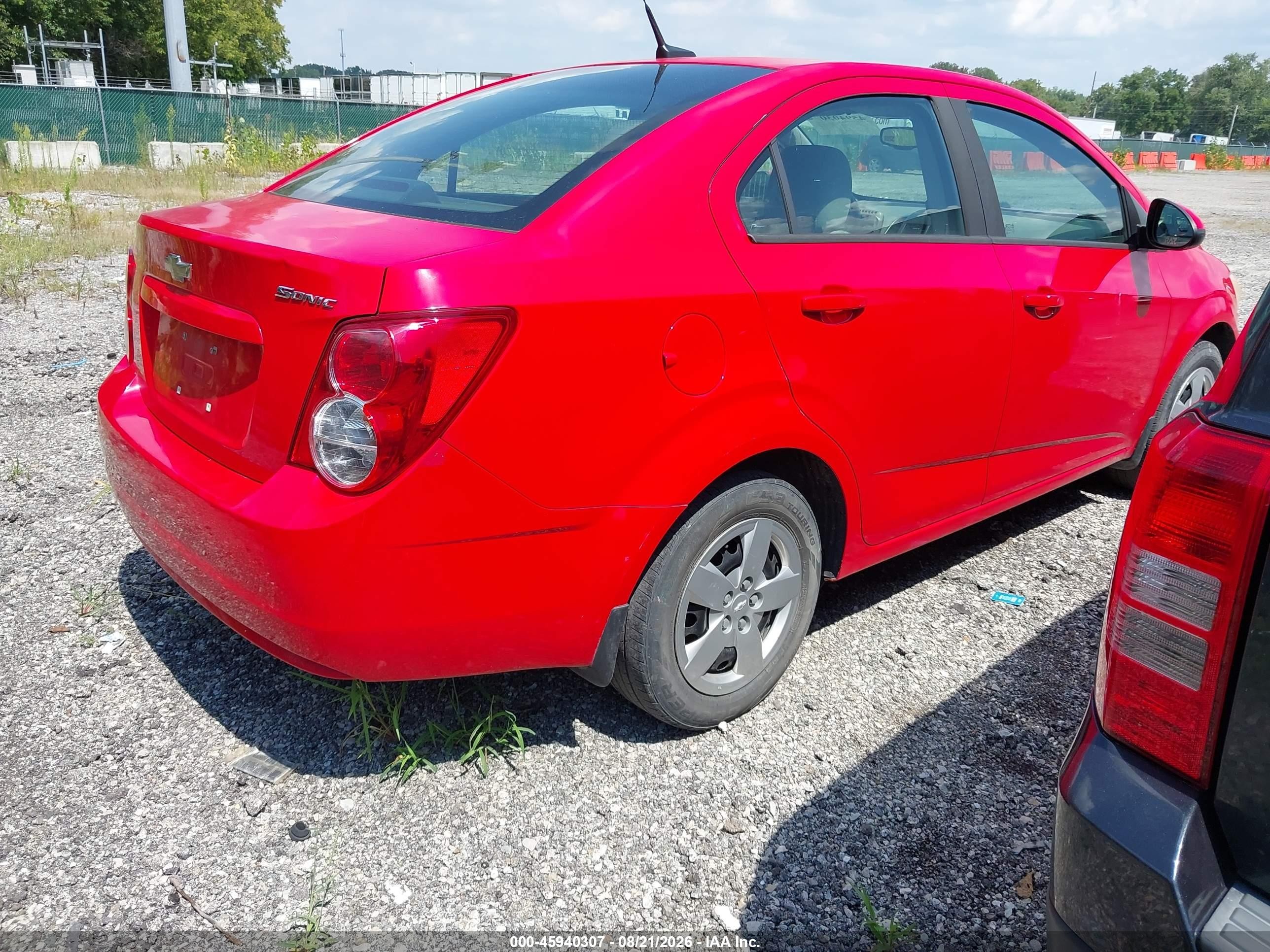 2014 Chevrolet Sonic Ls Auto Red vin: 1G1JA5SH5E4234824