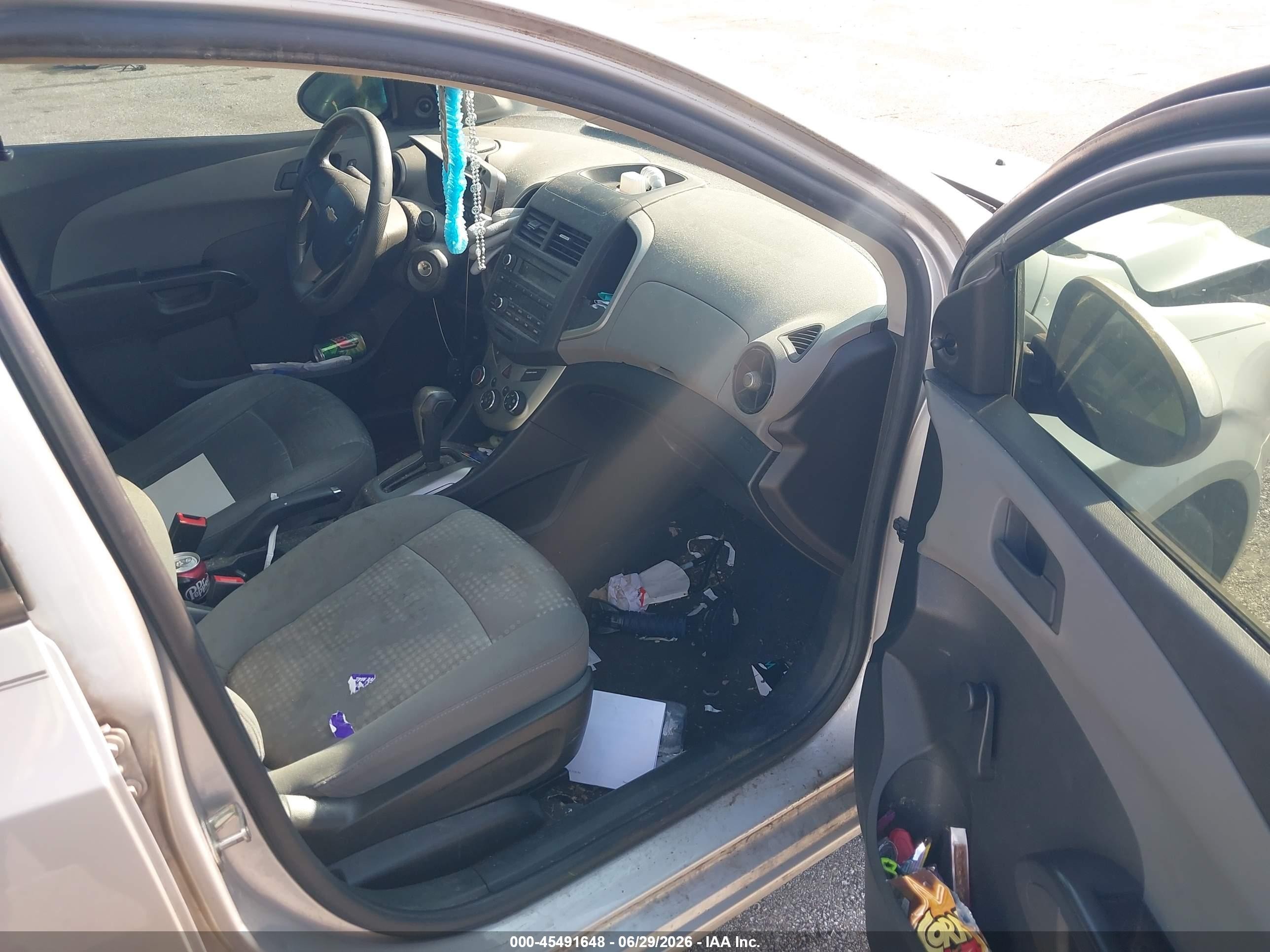 2015 Chevrolet Sonic Ls Auto Silver vin: 1G1JA5SH5F4178790