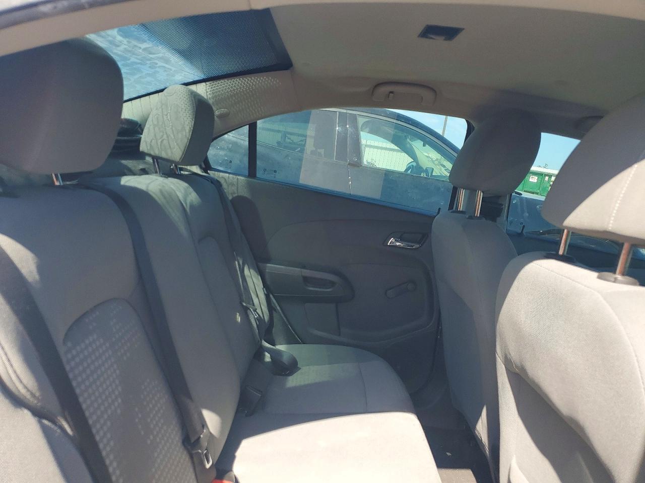 2014 Chevrolet Sonic Белый vin: 1G1JA5SH6E4137745