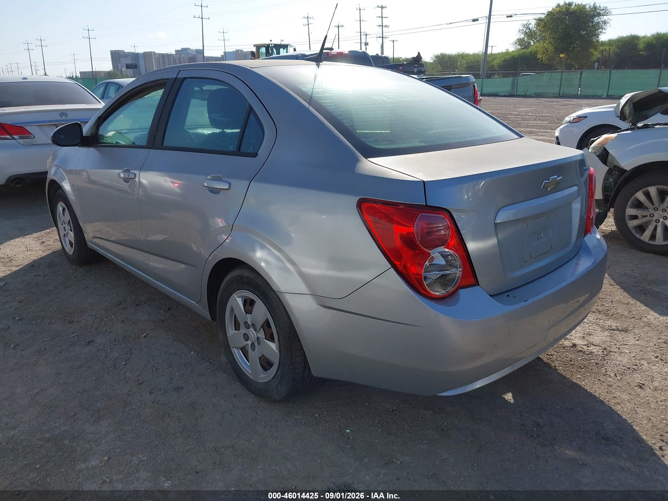 2014 Chevrolet Sonic Ls Auto Silver vin: 1G1JA5SH6E4145683