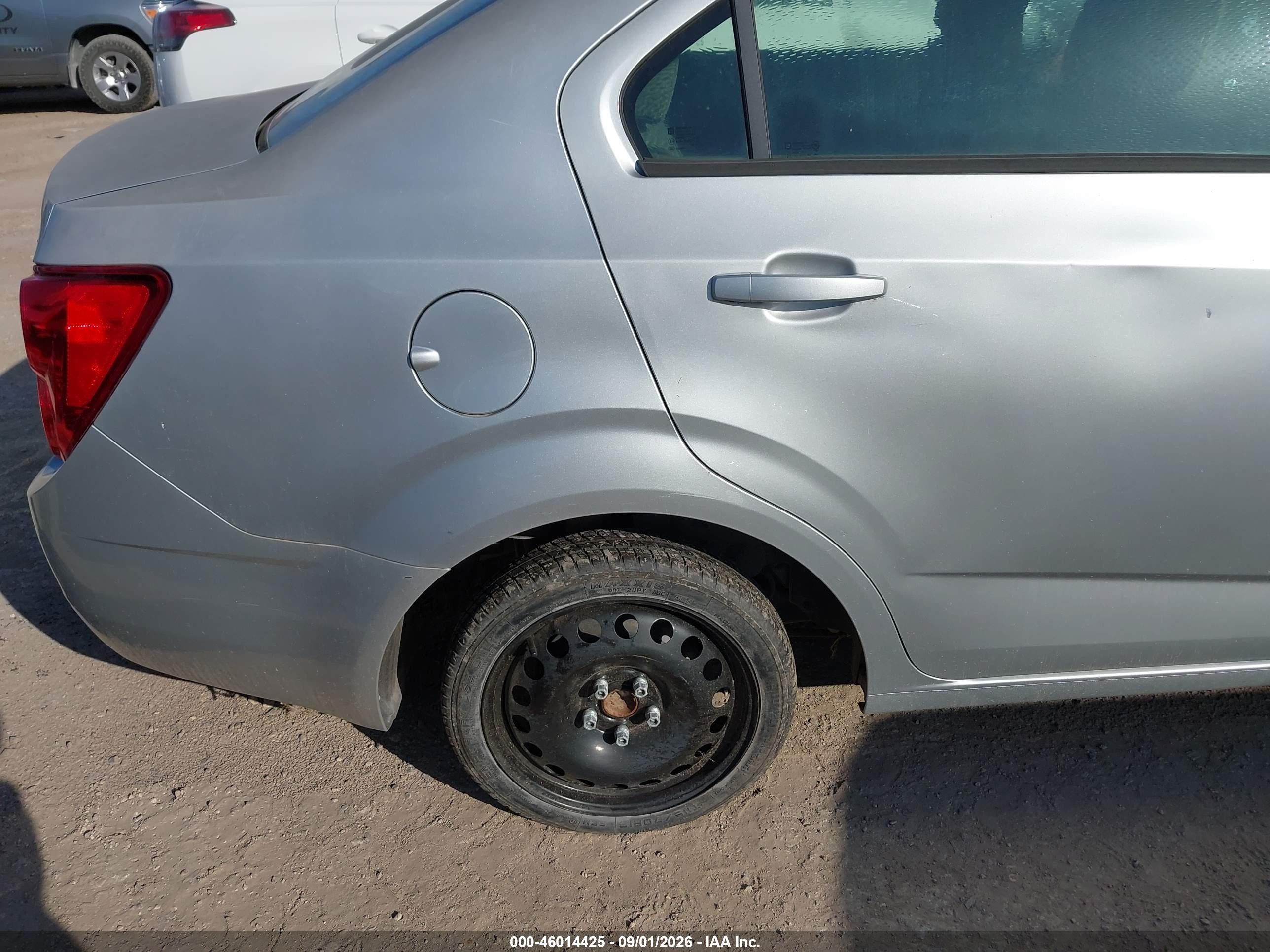 2014 Chevrolet Sonic Ls Auto Silver vin: 1G1JA5SH6E4145683