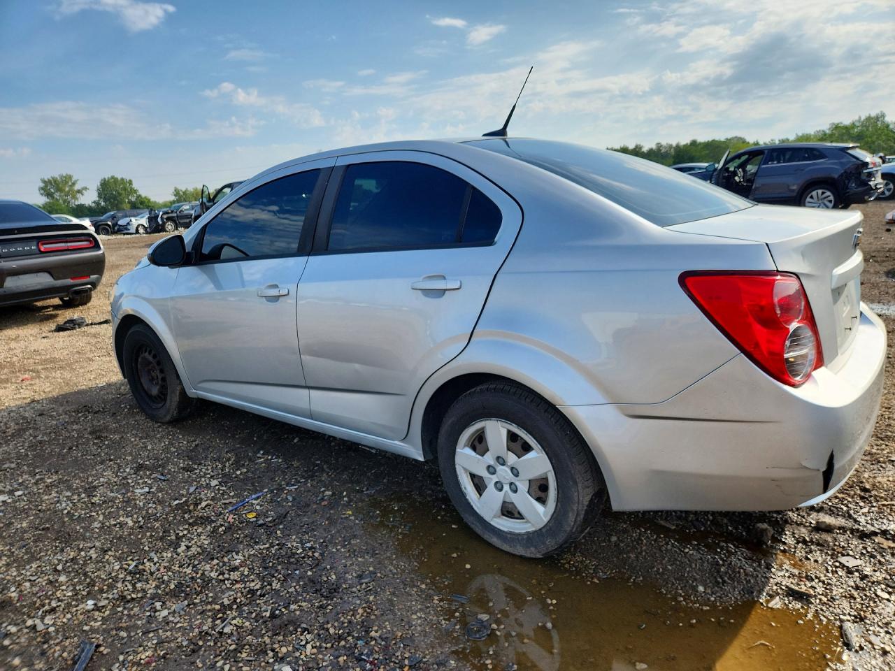 2013 Chevrolet Sonic Ls Silver vin: 1G1JA5SH7D4108785
