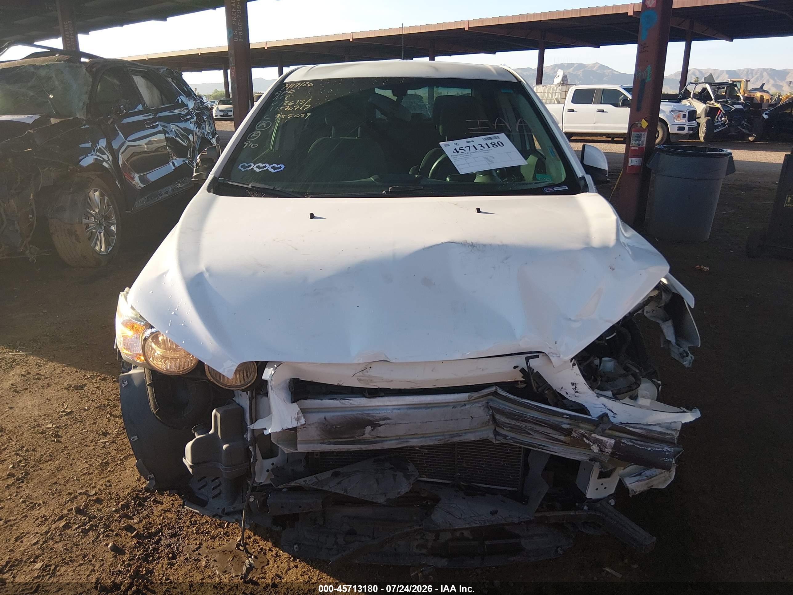 2015 Chevrolet Sonic Ls Auto White vin: 1G1JA5SH8F4136131