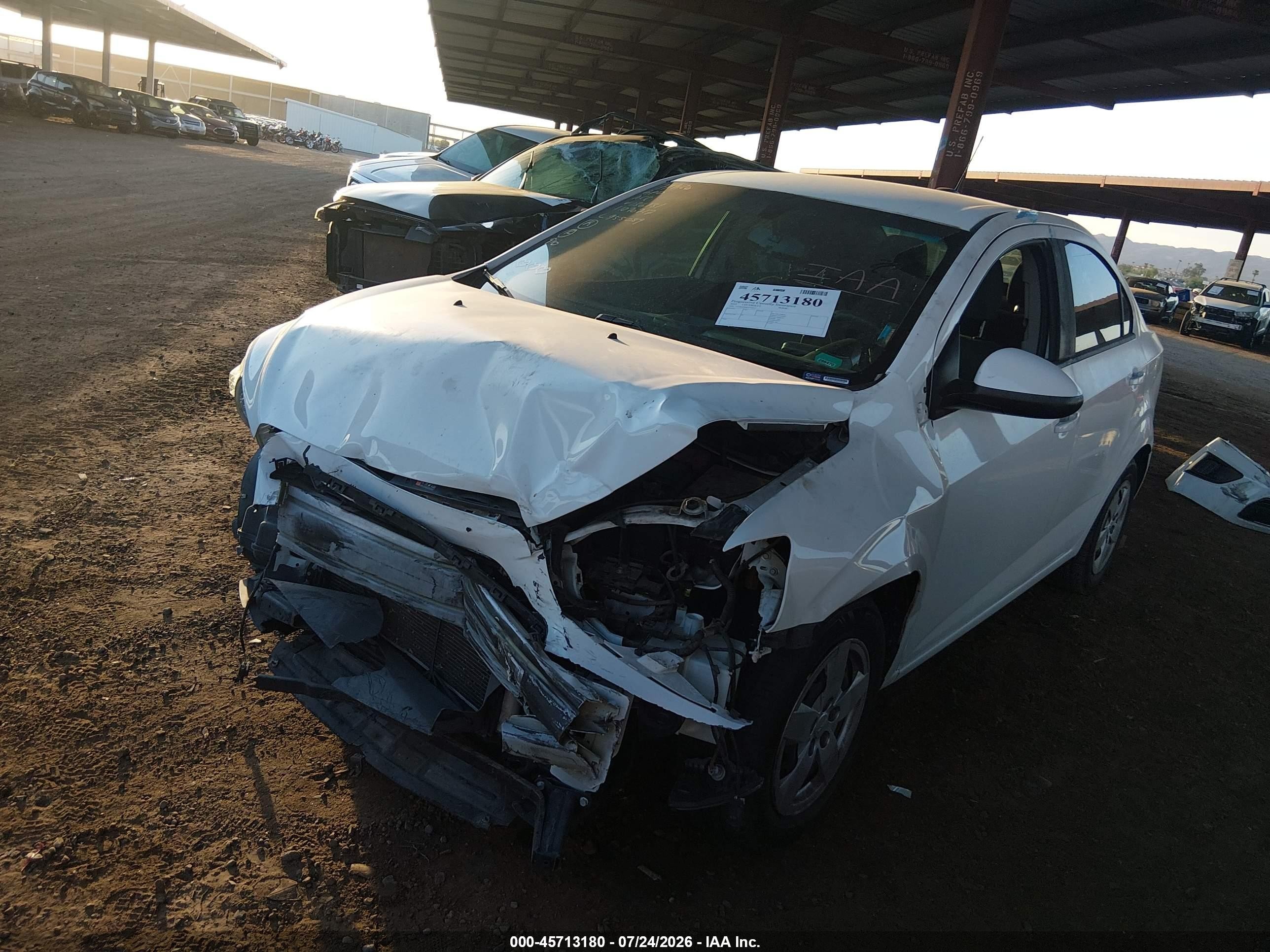 2015 Chevrolet Sonic Ls Auto White vin: 1G1JA5SH8F4136131