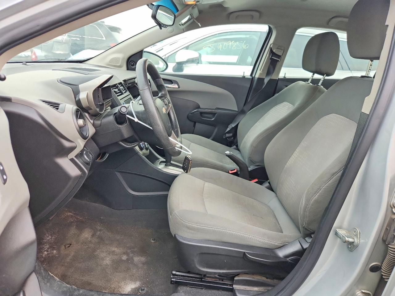 2014 Chevrolet Sonic Ls Silver vin: 1G1JA5SH9E4107994