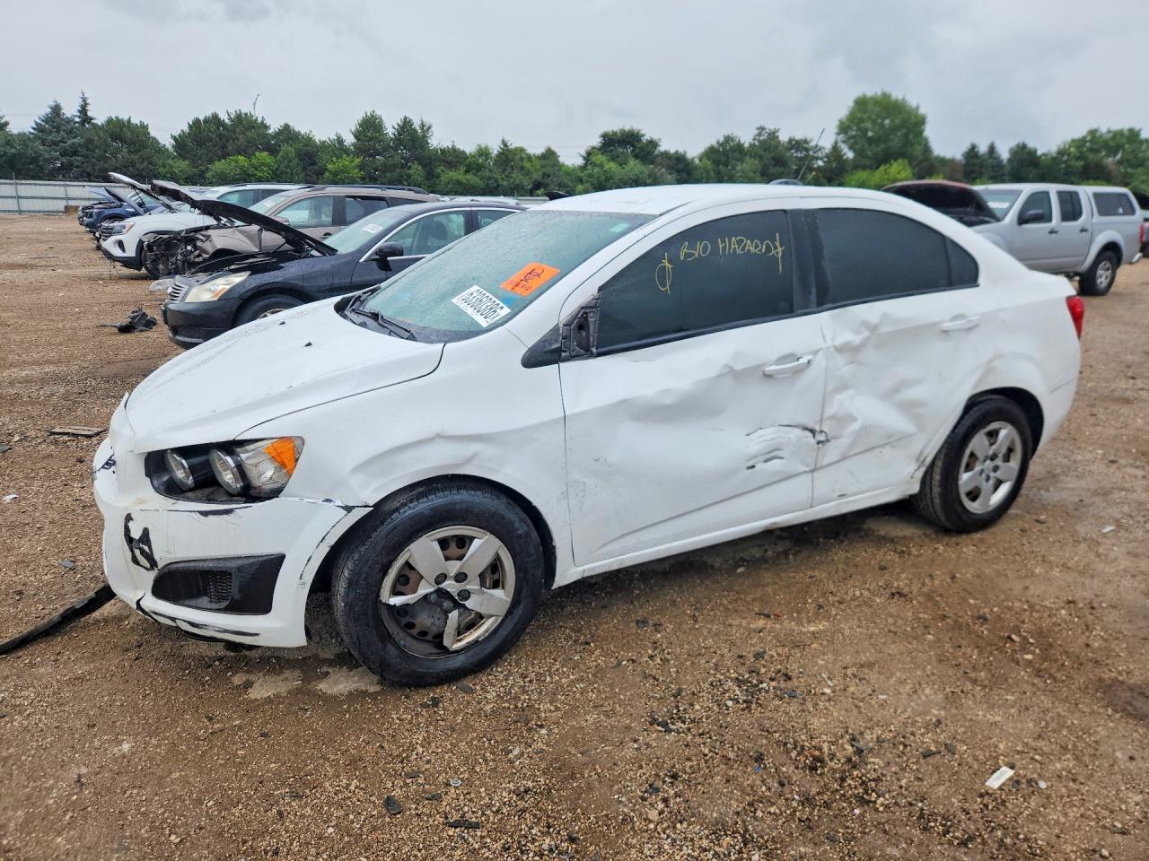 2015 Chevrolet Sonic Ls White vin: 1G1JA5SHXF4160608