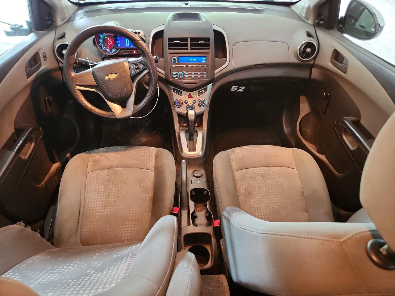2015 Chevrolet Sonic Ls White vin: 1G1JA6SG3F4185136
