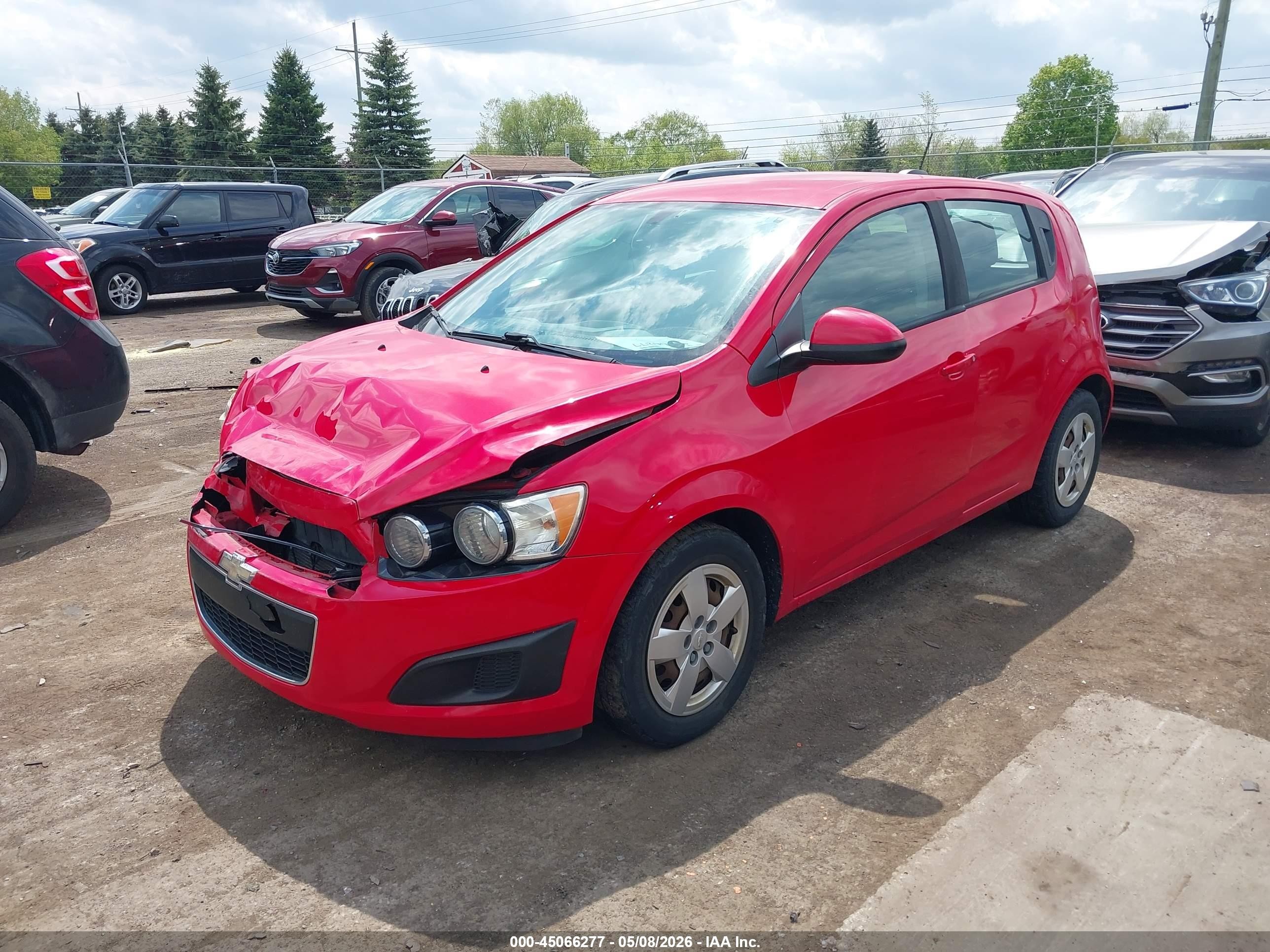 2015 Chevrolet Sonic Ls Auto Red vin: 1G1JA6SH1F4101811