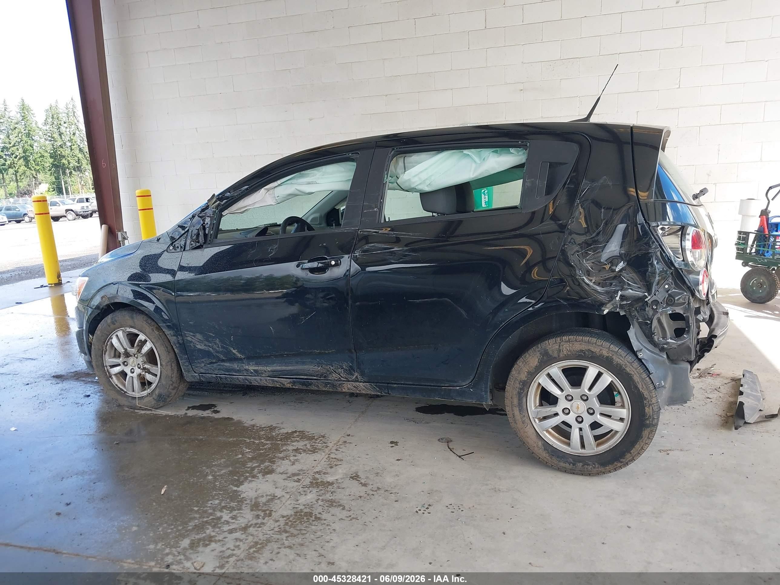 2012 Chevrolet Sonic 2ls Black vin: 1G1JA6SH2C4111629