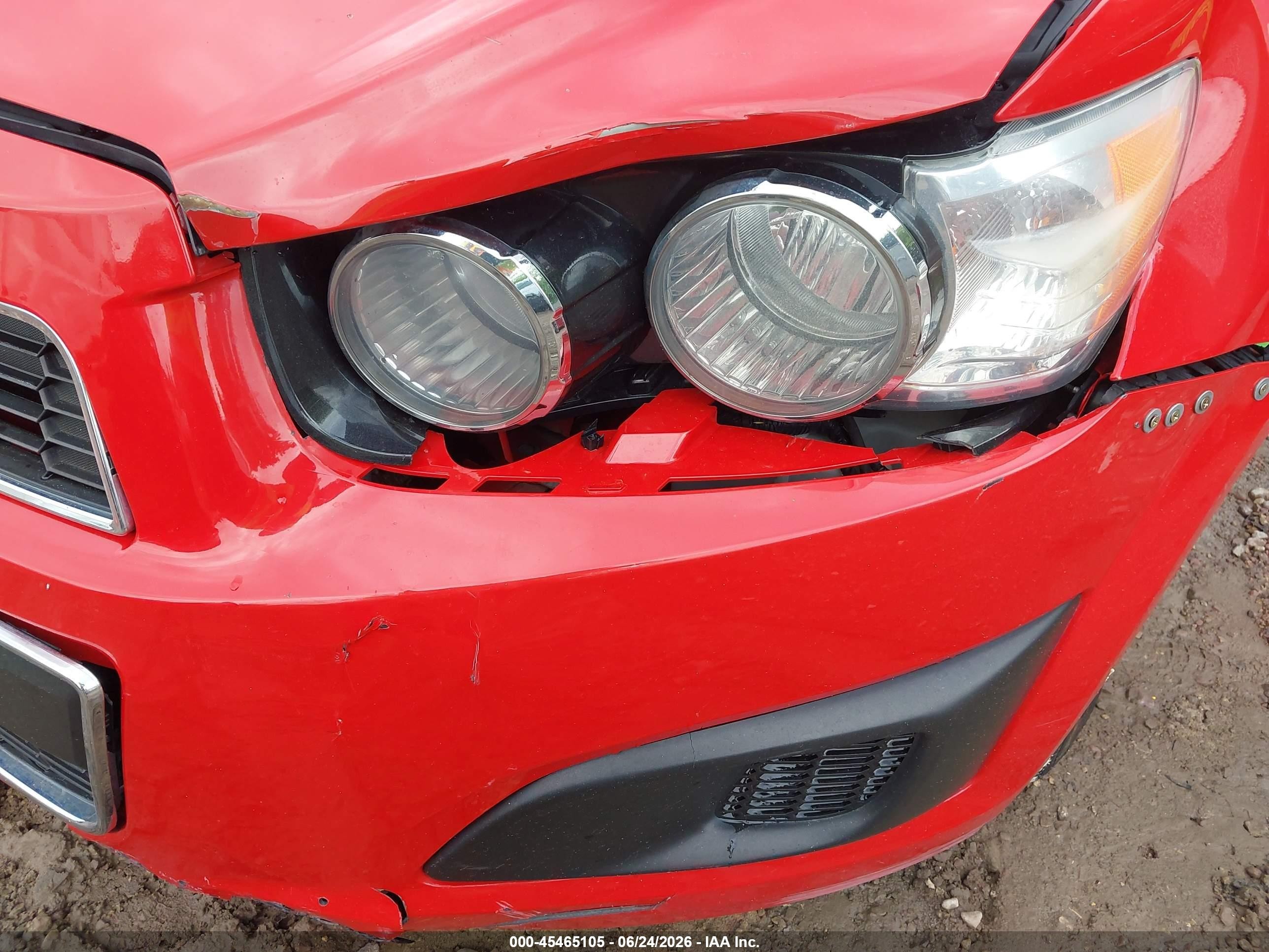 2014 Chevrolet Sonic Ls Auto Red vin: 1G1JA6SH2E4229229