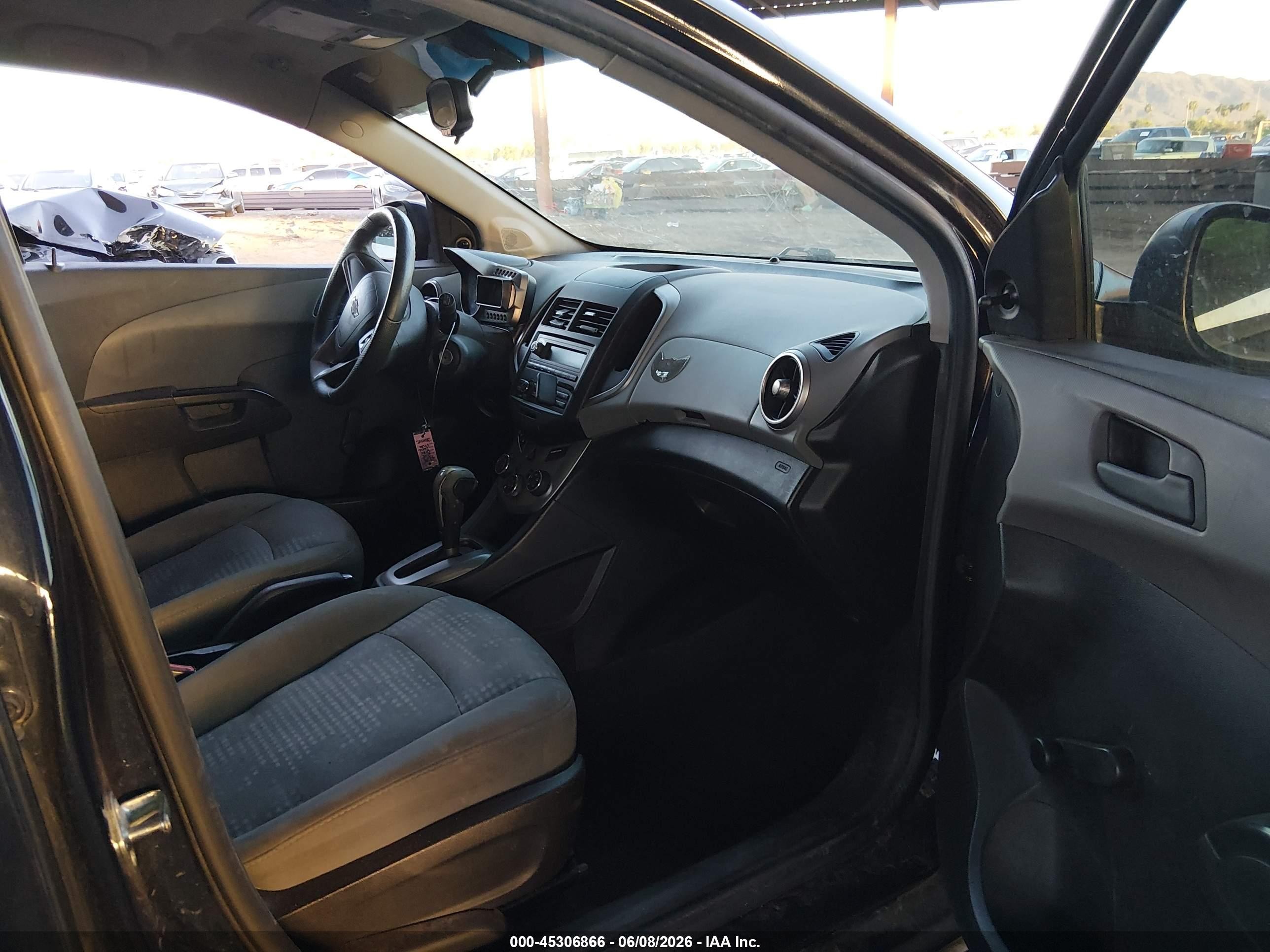 2015 Chevrolet Sonic Ls Auto Dark Blue vin: 1G1JA6SH2F4151536