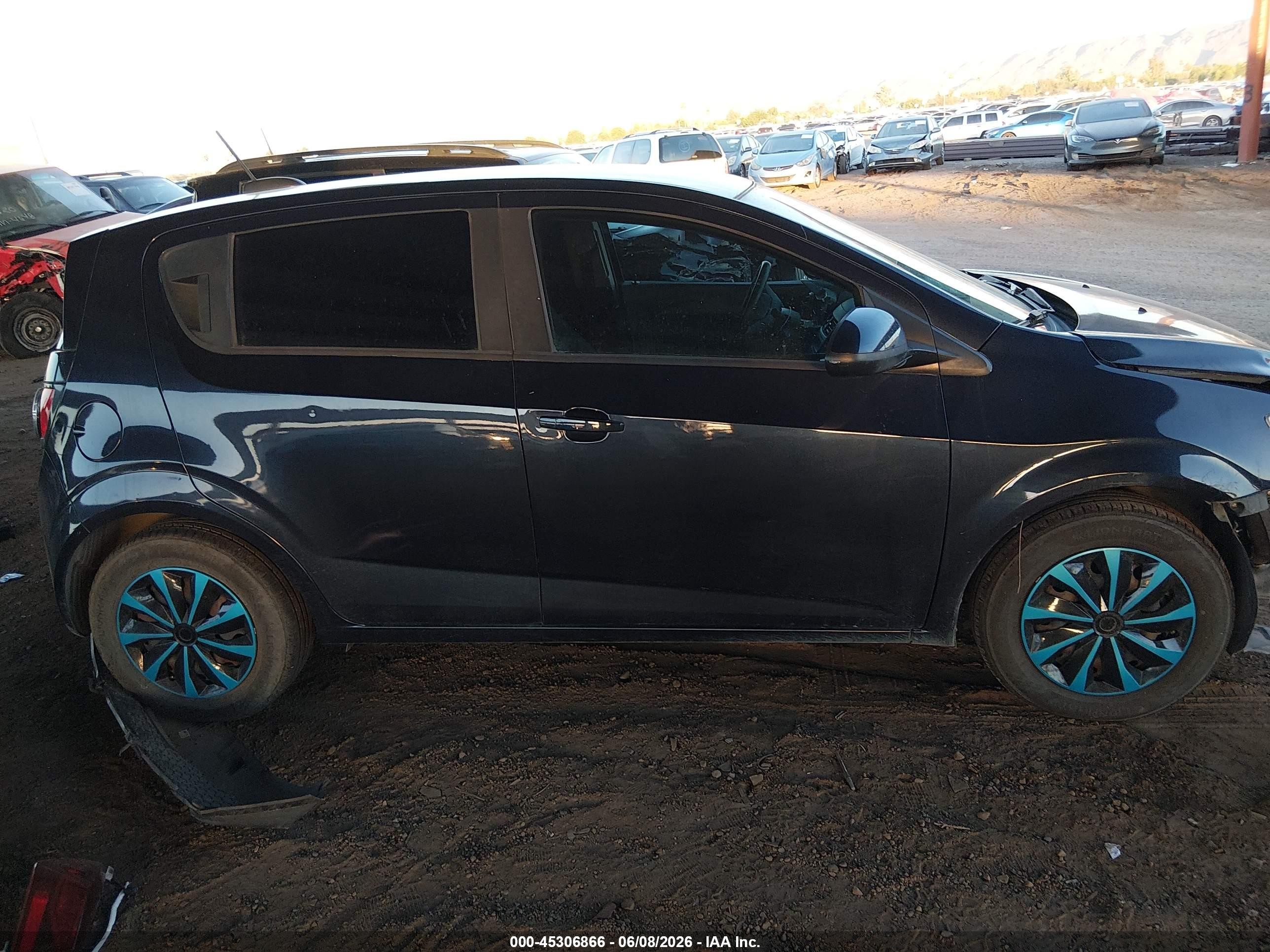 2015 Chevrolet Sonic Ls Auto Dark Blue vin: 1G1JA6SH2F4151536