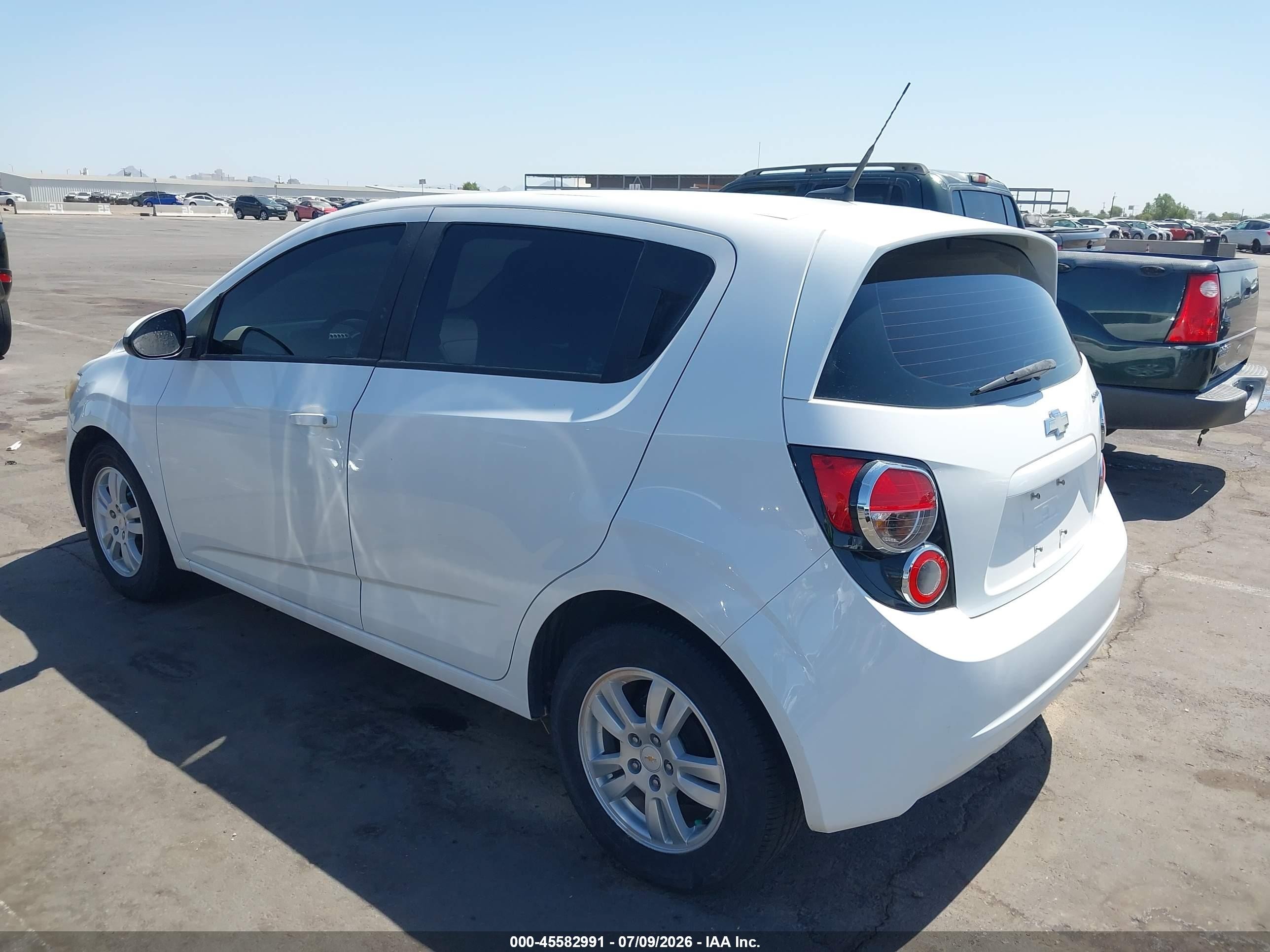 2012 Chevrolet Sonic 2ls White vin: 1G1JA6SH4C4153753