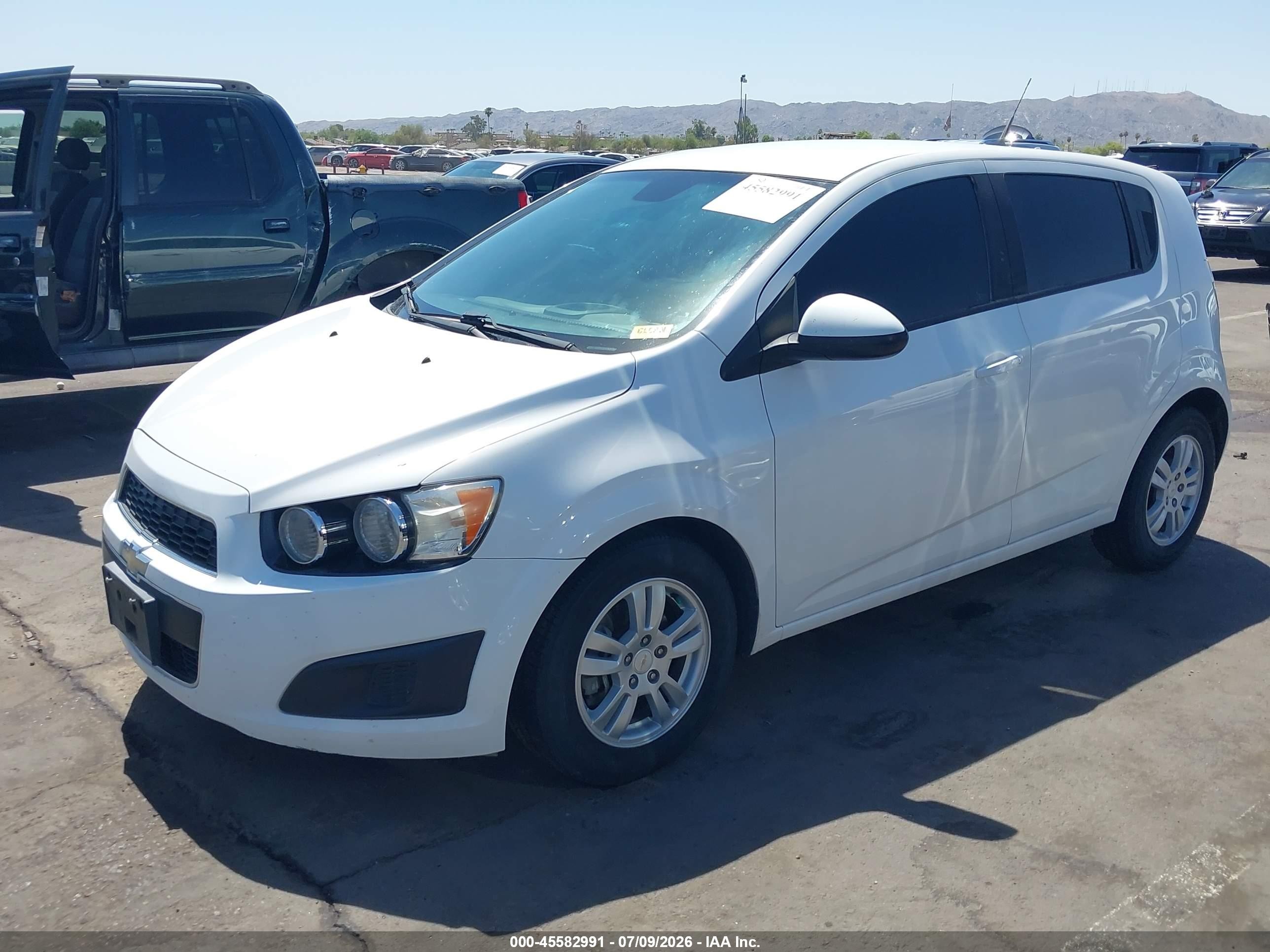 2012 Chevrolet Sonic 2ls White vin: 1G1JA6SH4C4153753
