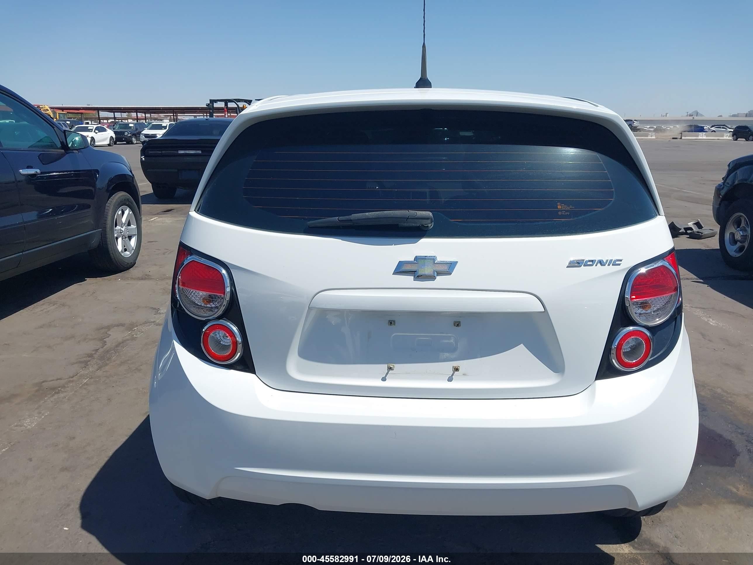 2012 Chevrolet Sonic 2ls White vin: 1G1JA6SH4C4153753