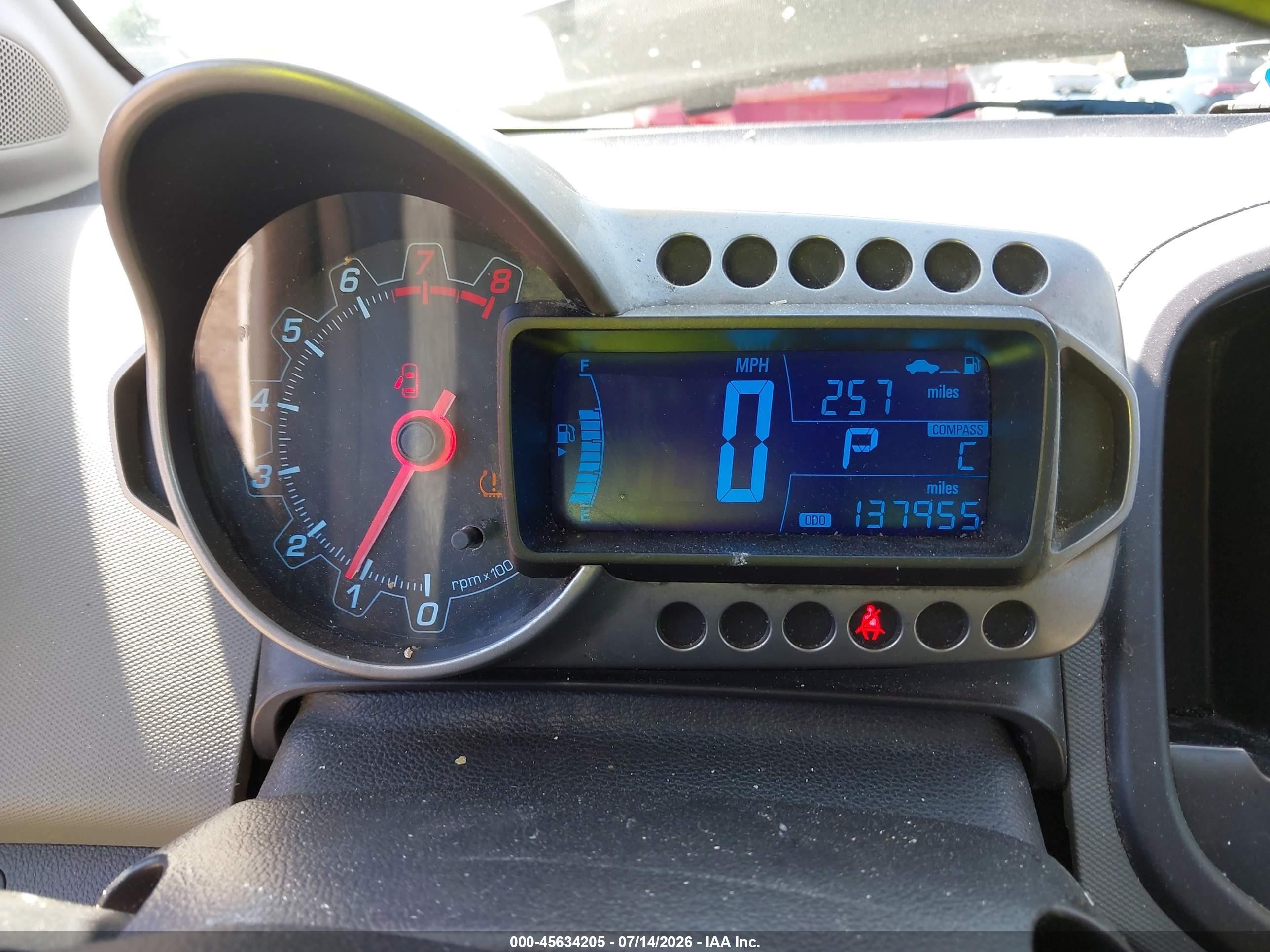 2013 Chevrolet Sonic Ls Auto Белый vin: 1G1JA6SH4D4128272